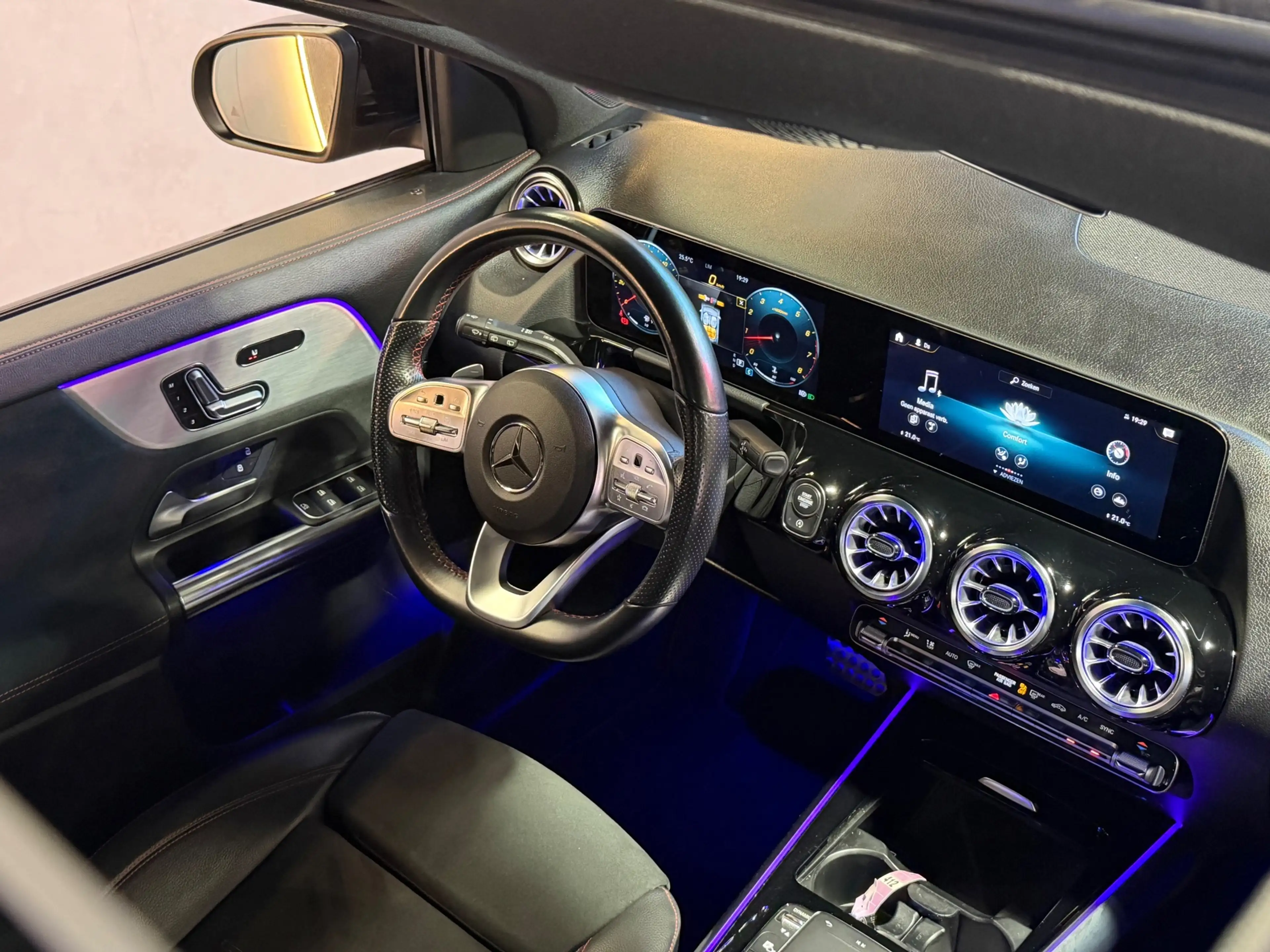 Mercedes-Benz GLA 250 4MATIC AMG Line Pano|360|Trekh|Burm|Keyl — photo 3