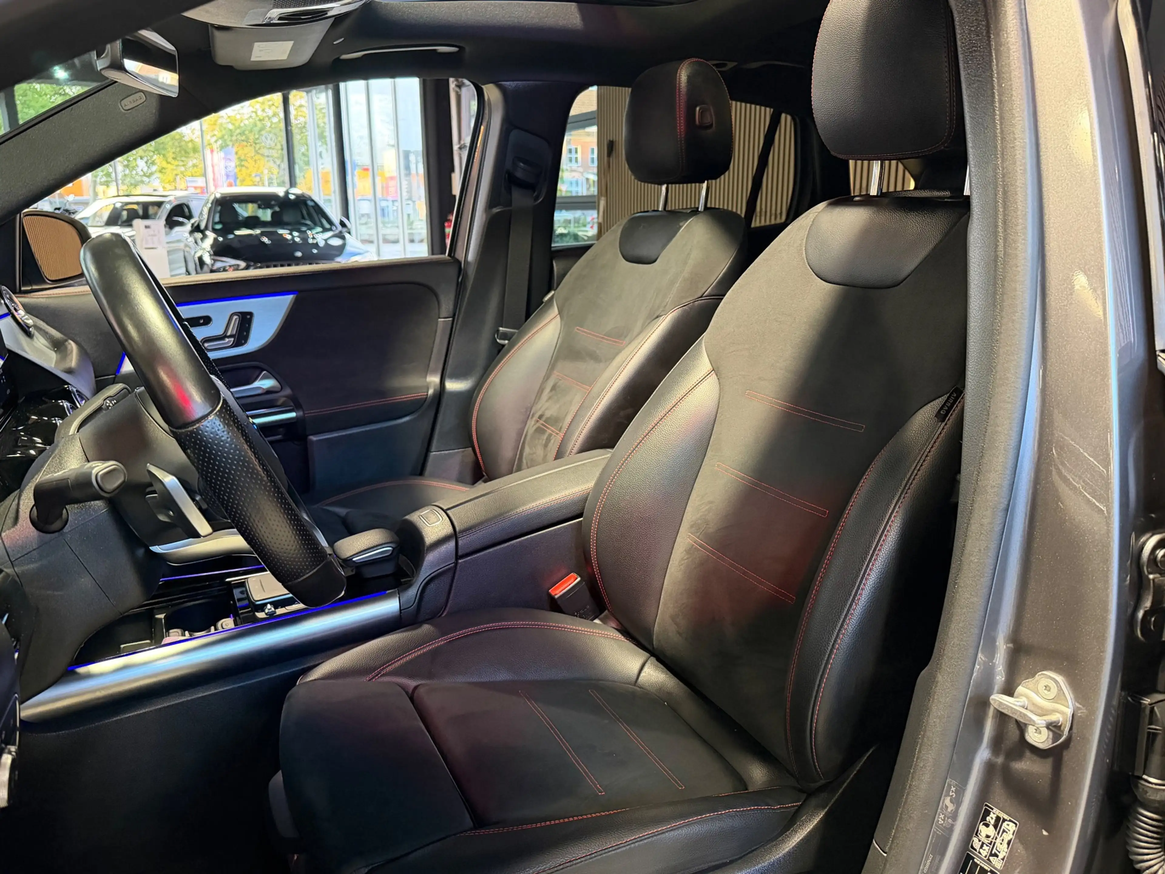 Mercedes-Benz GLA 250 4MATIC AMG Line Pano|360|Trekh|Burm|Keyl — photo 30