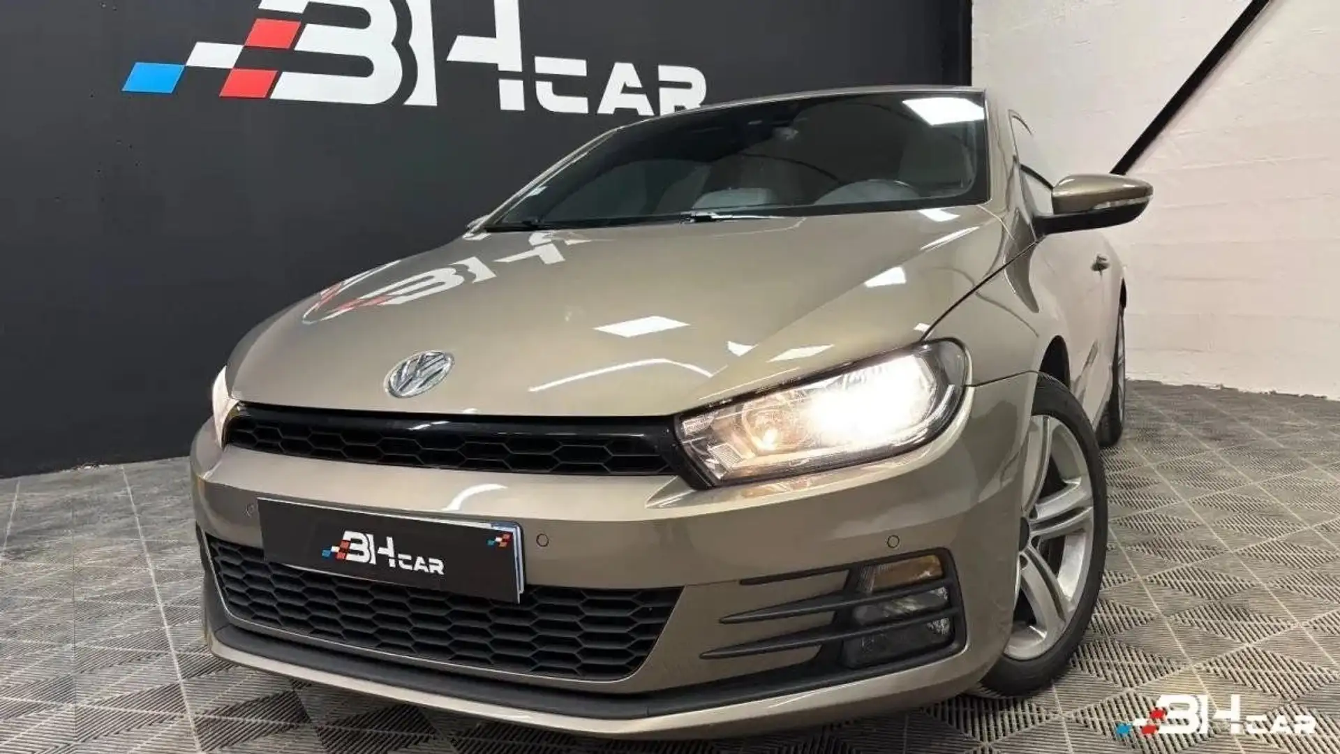 Volkswagen Scirocco 2.0 TSI 180 Carat - 2014 - 74 990 km - Faible km - Suivi complet - CT OK - 2