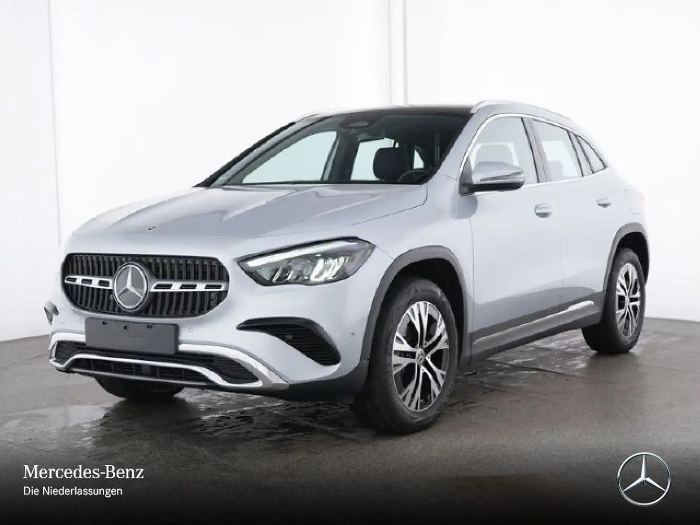 Mercedes-Benz GLA 200 PROGRESSIVE+PANO+LED+KAMERA+7G Silber - 2