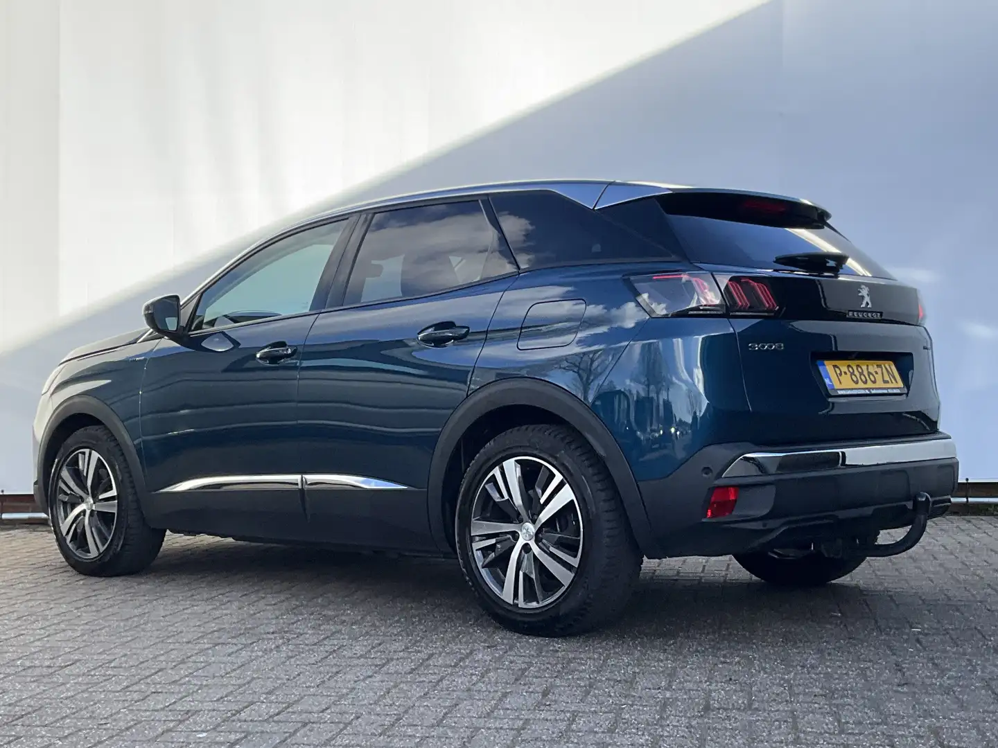 Peugeot 3008 1.6 HYbrid 225 GT Pack Plug-in Trekhaak Camera Nav Blau - 2