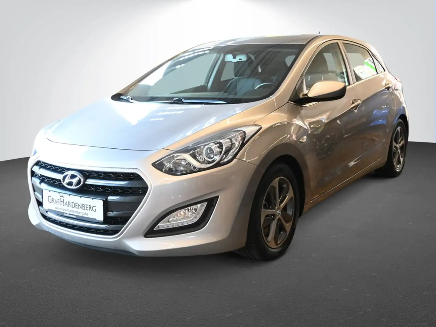 Hyundai i30 1.4 T-GDI blue Trend PDC Klima SzHzg Gelb - 1