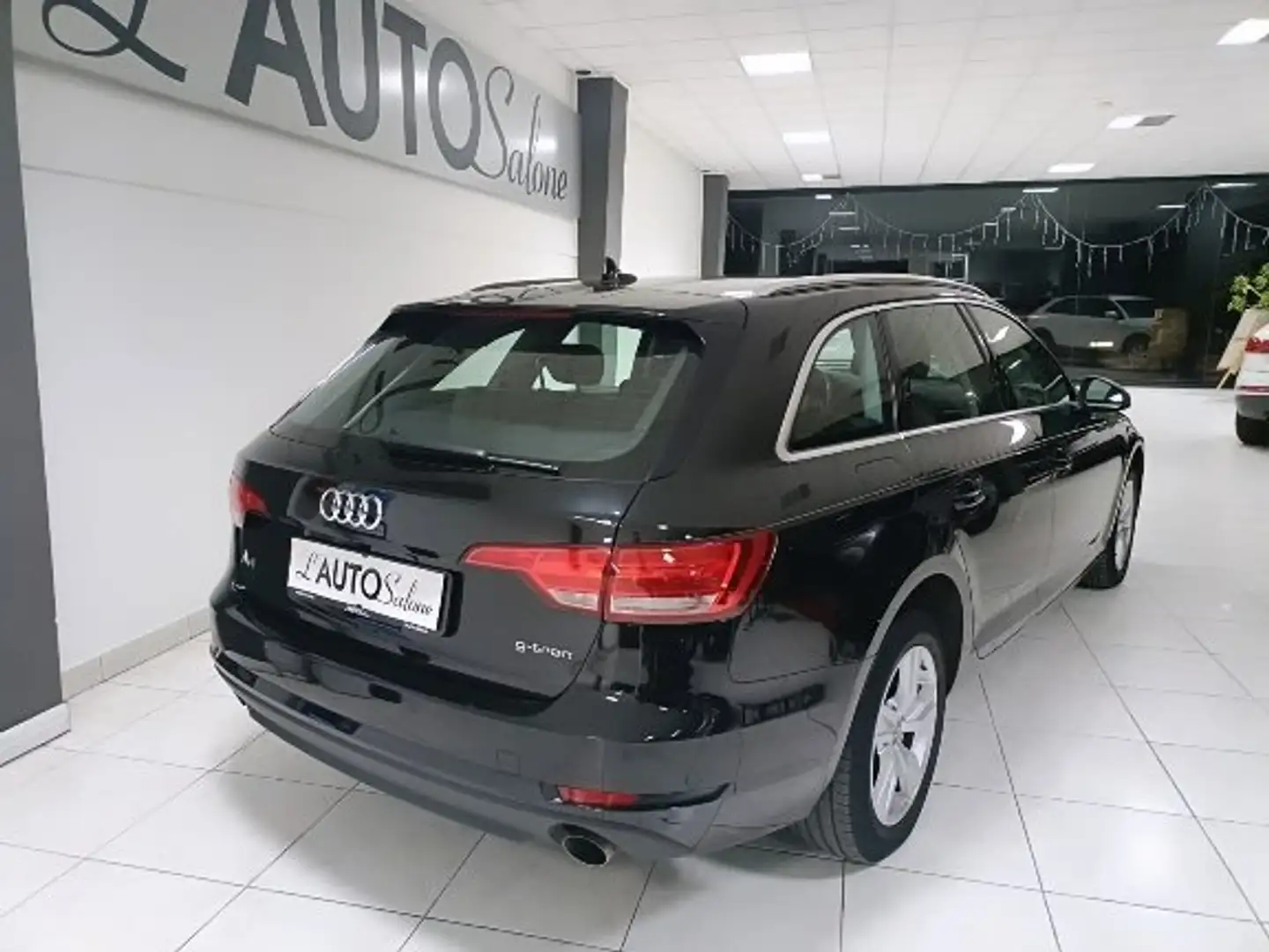 Audi A4 Avant 2.0 tfsi g-tron Business 170cv Nero - 2