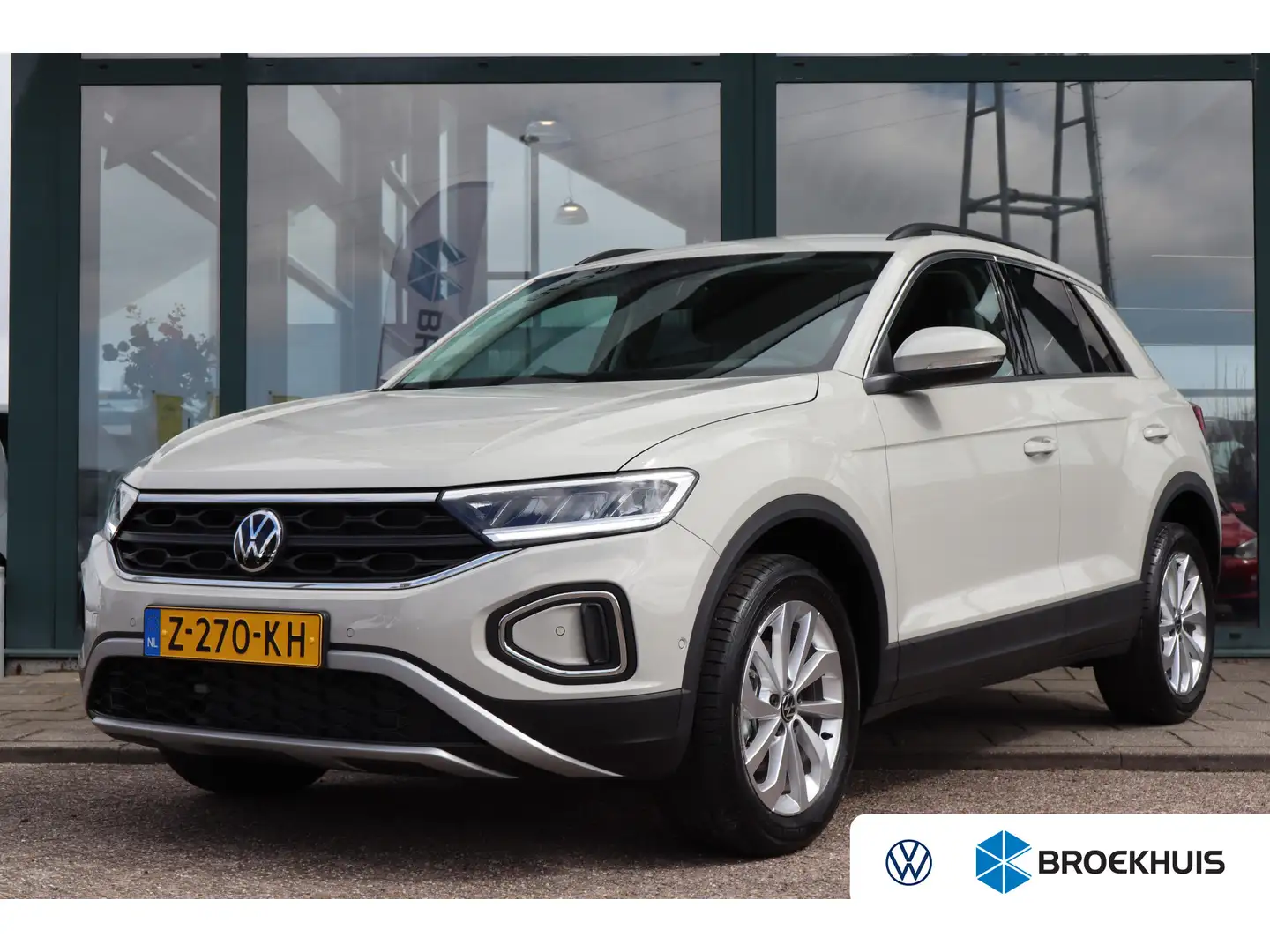 Volkswagen T-Roc 1.0 TSI Life Edition | Cruise Control | Achteruitr Gris - 1