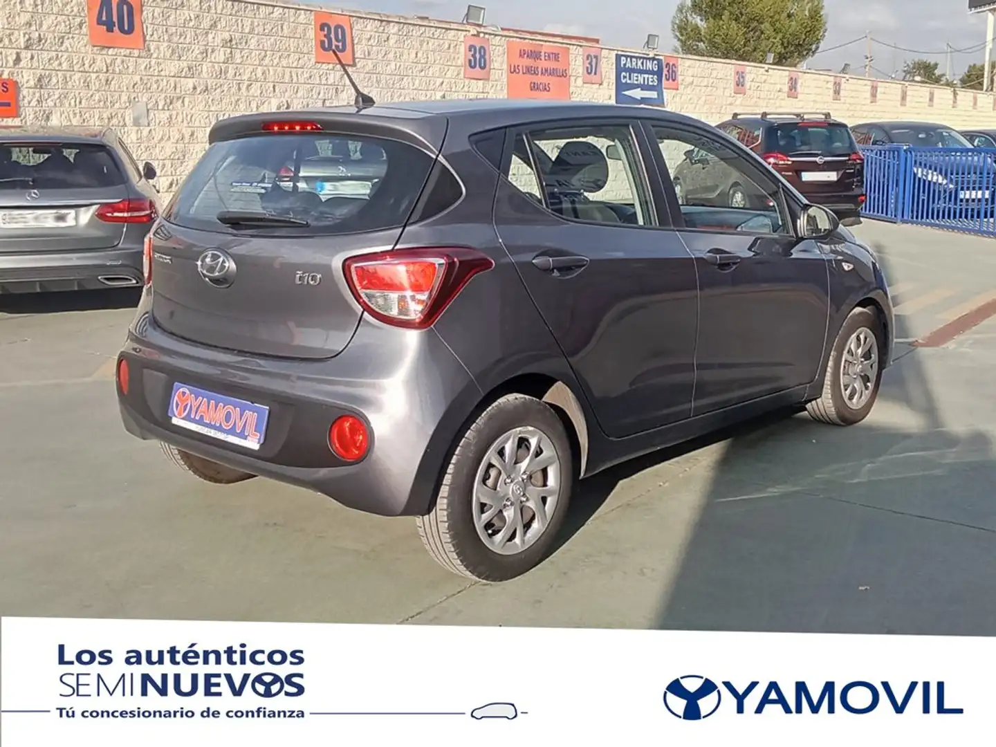 Hyundai i10 1.0 MPI Klass Gris - 2