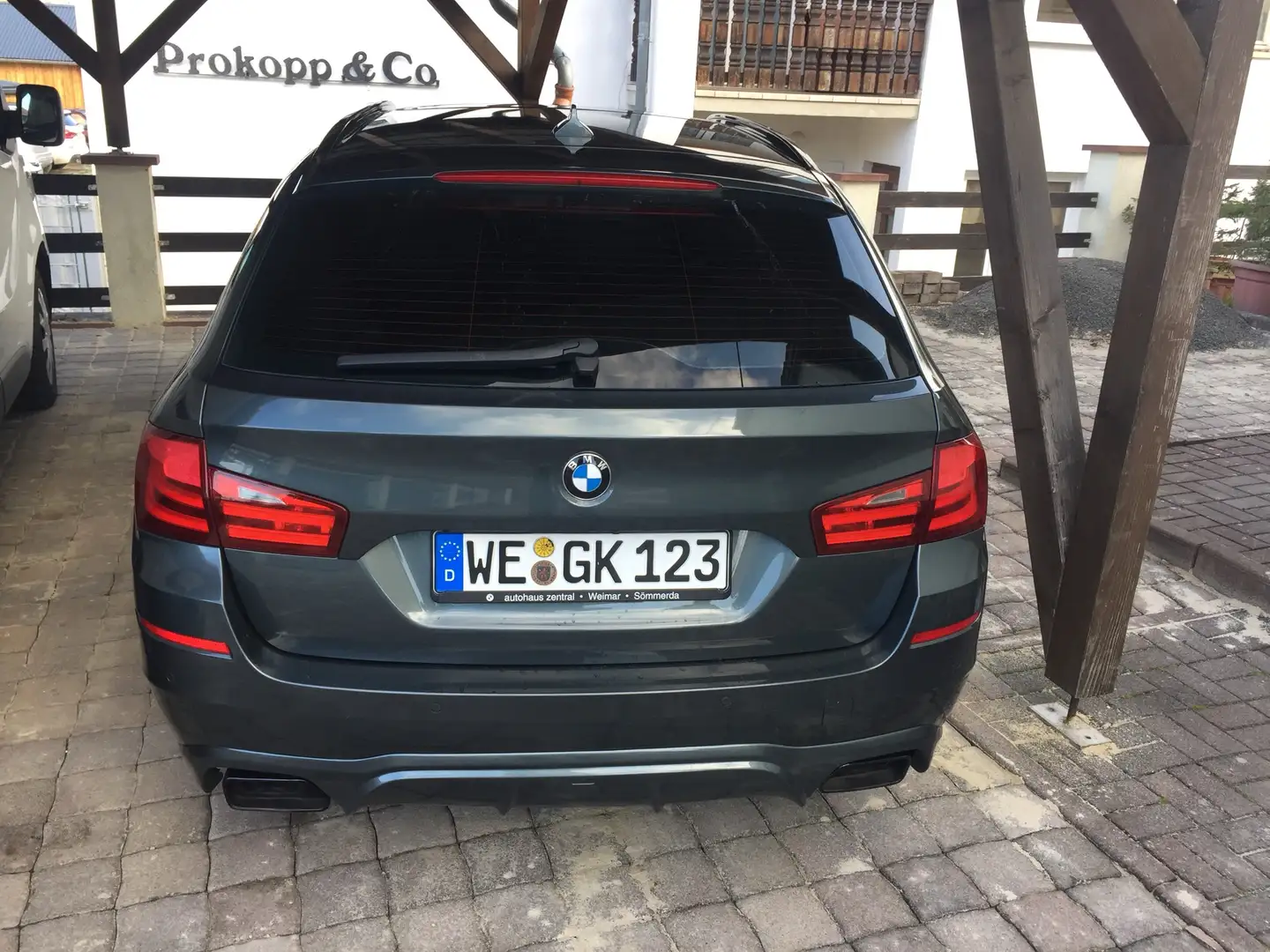 BMW 535 535d xDrive Grün - 2