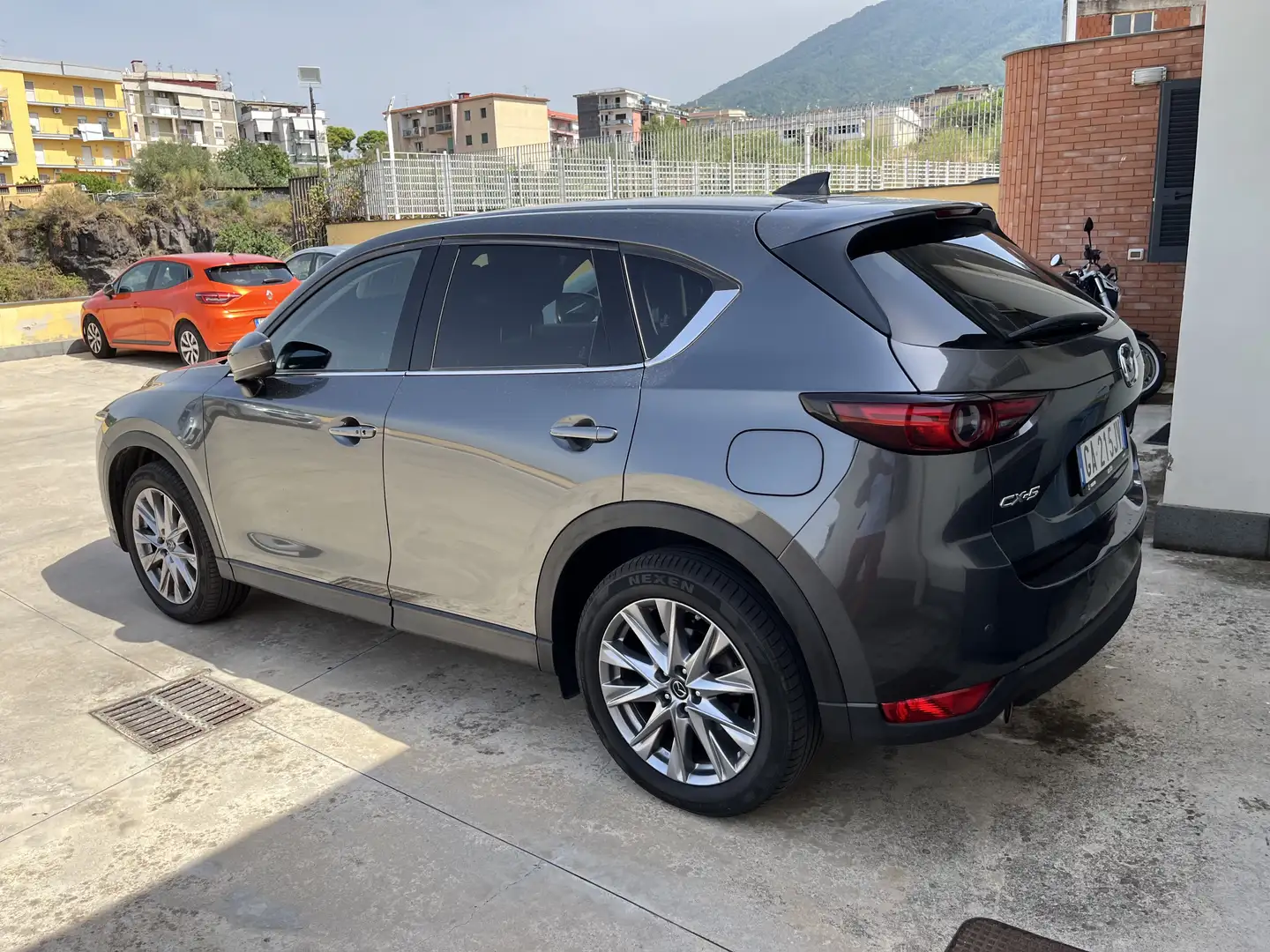 Mazda CX-5 Exclusive 165 cv Szürke - 2