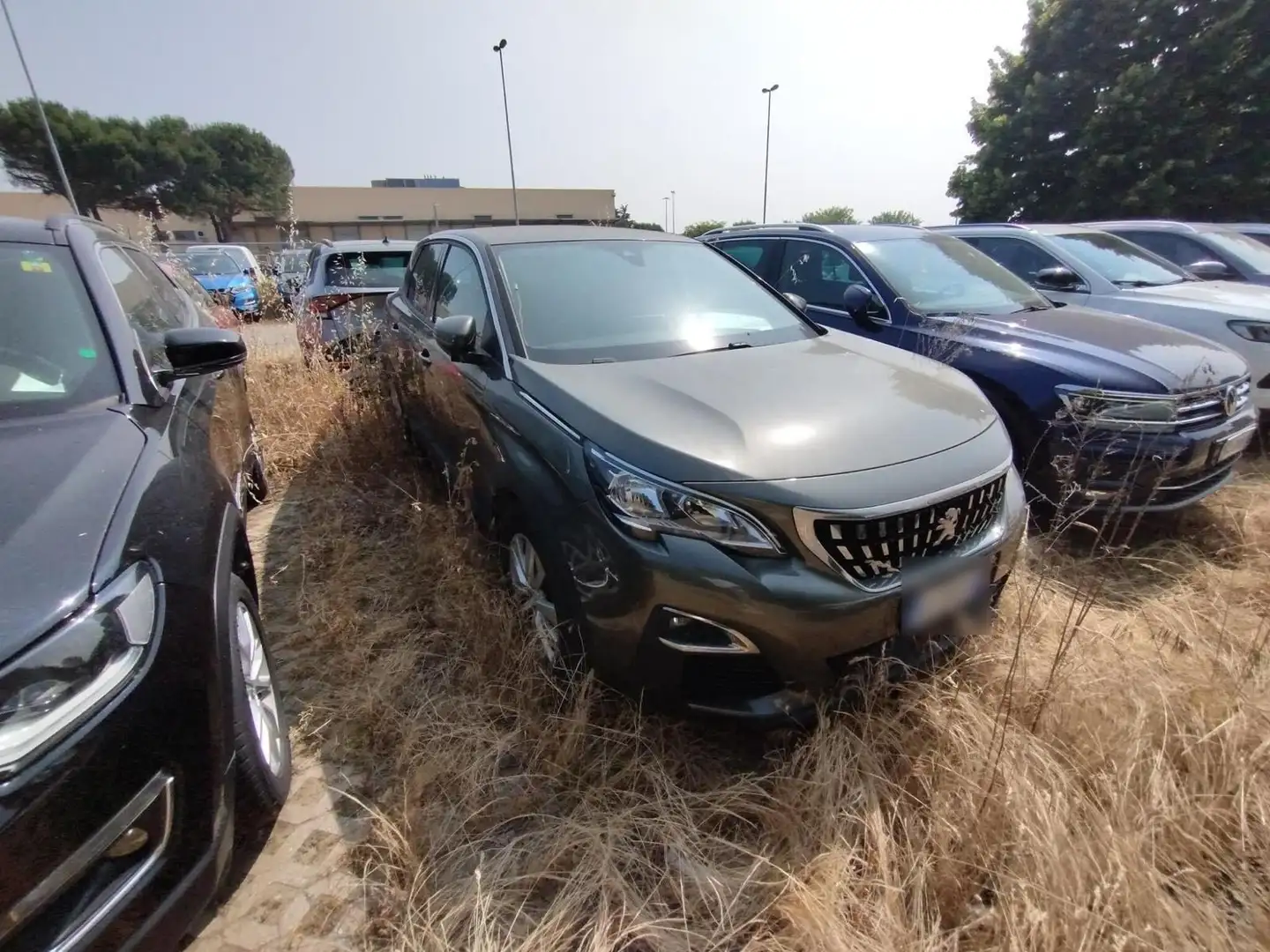 Peugeot 3008 1.5 HDI Grigio - 1