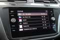 Volkswagen Tiguan 1.4 TSI 245PK eHybrid R-LINE BUSINESS + | PANORAMI Grijs - thumbnail 42