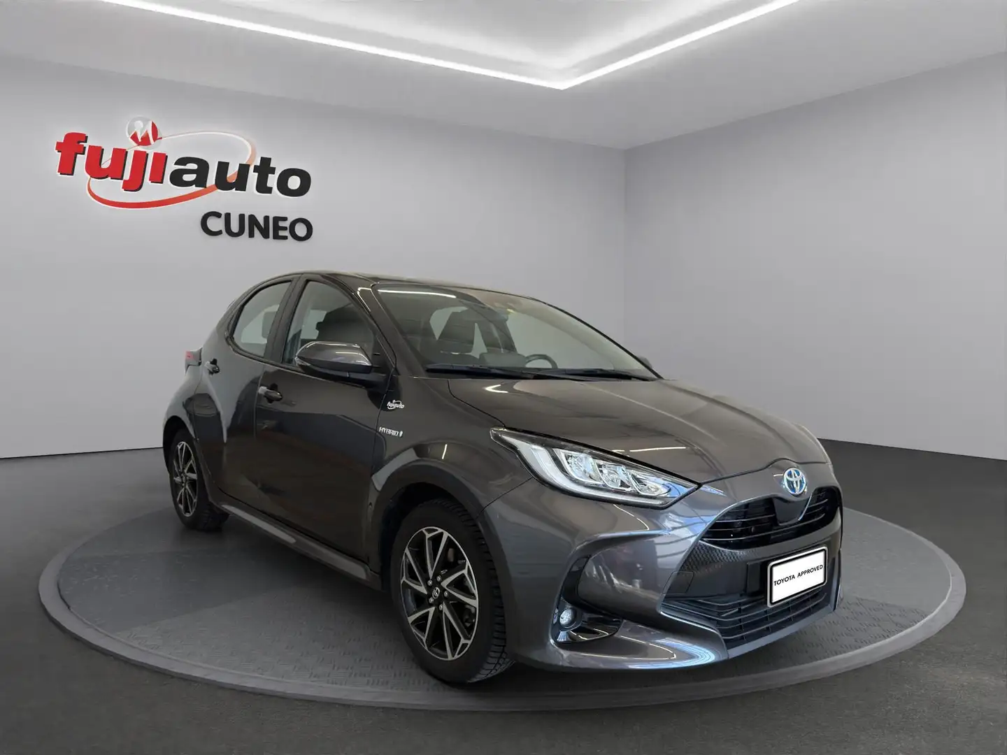 Toyota Yaris Yaris 1.5h Trend Grigio - 2