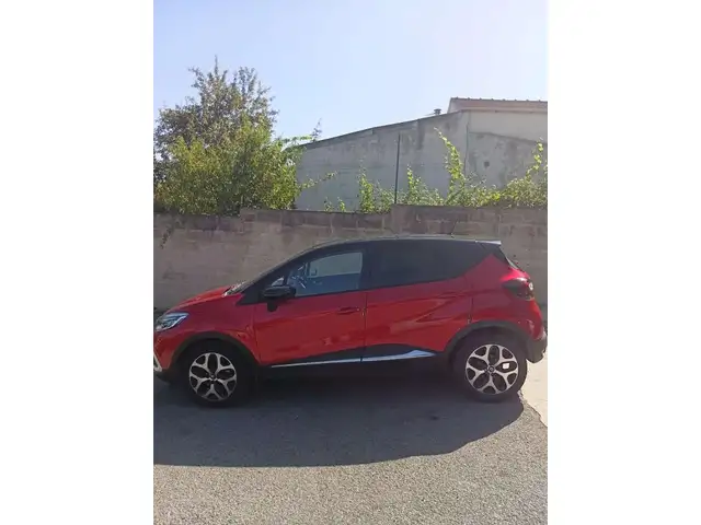 Renault Captur view 3