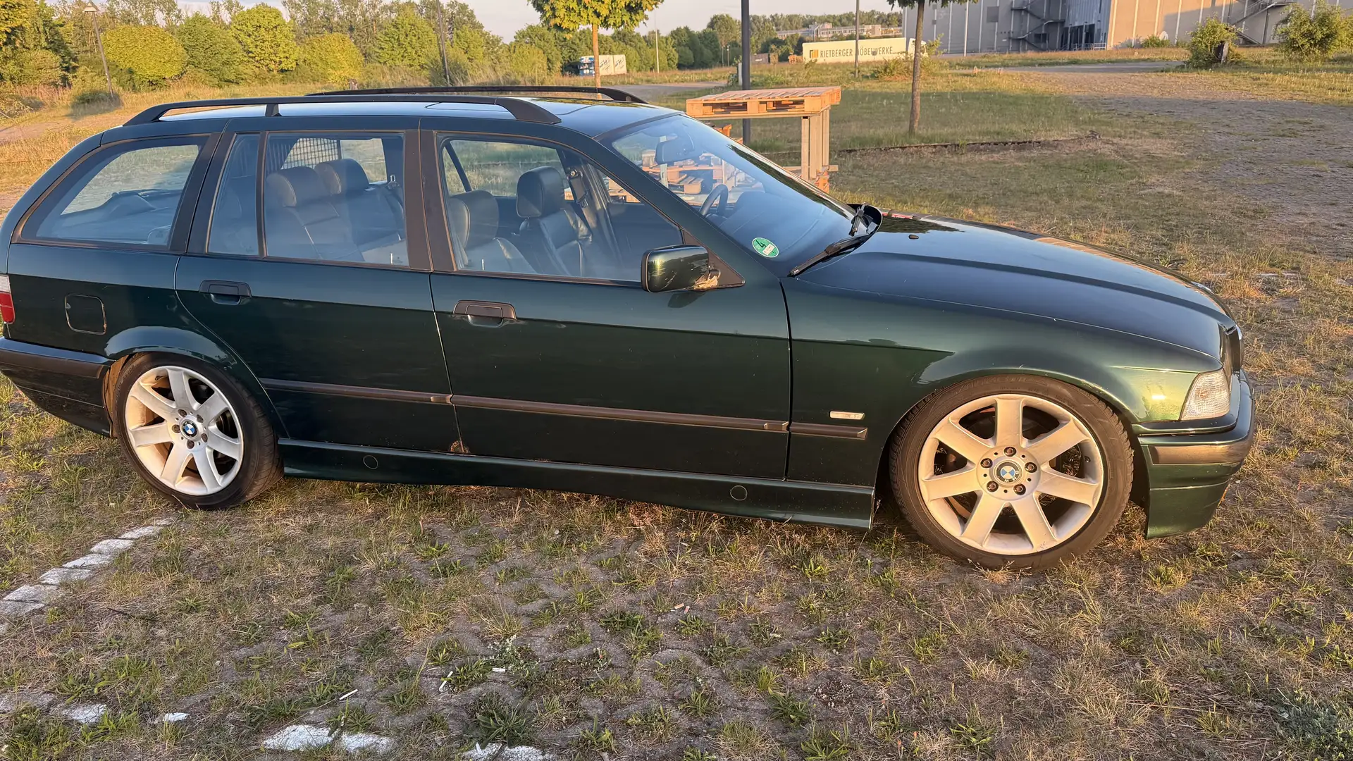 BMW 323 touring Automatik - 2