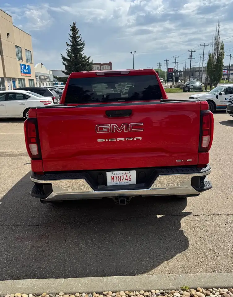 GMC Sierra 1500 снимка GMC Sierra 1500