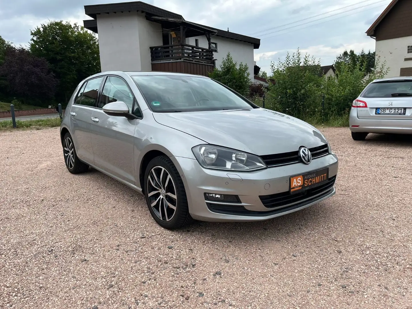 Volkswagen Golf VII Lim. Comfortline BMT  TÜV 02.2026 Plateado - 2