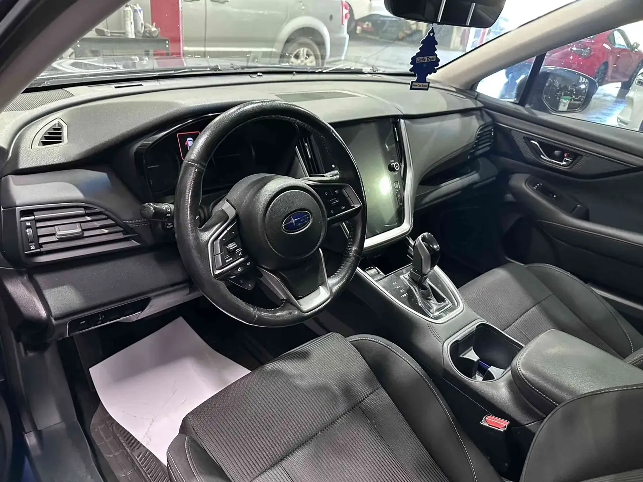 Subaru Legacy снимка Subaru Legacy