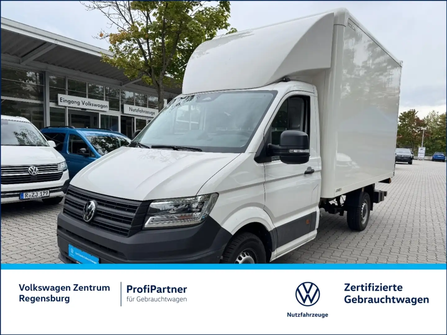 Volkswagen Crafter 35 Koffer MR TDI 4Motion Autom. Hebebühne Weiß - 1