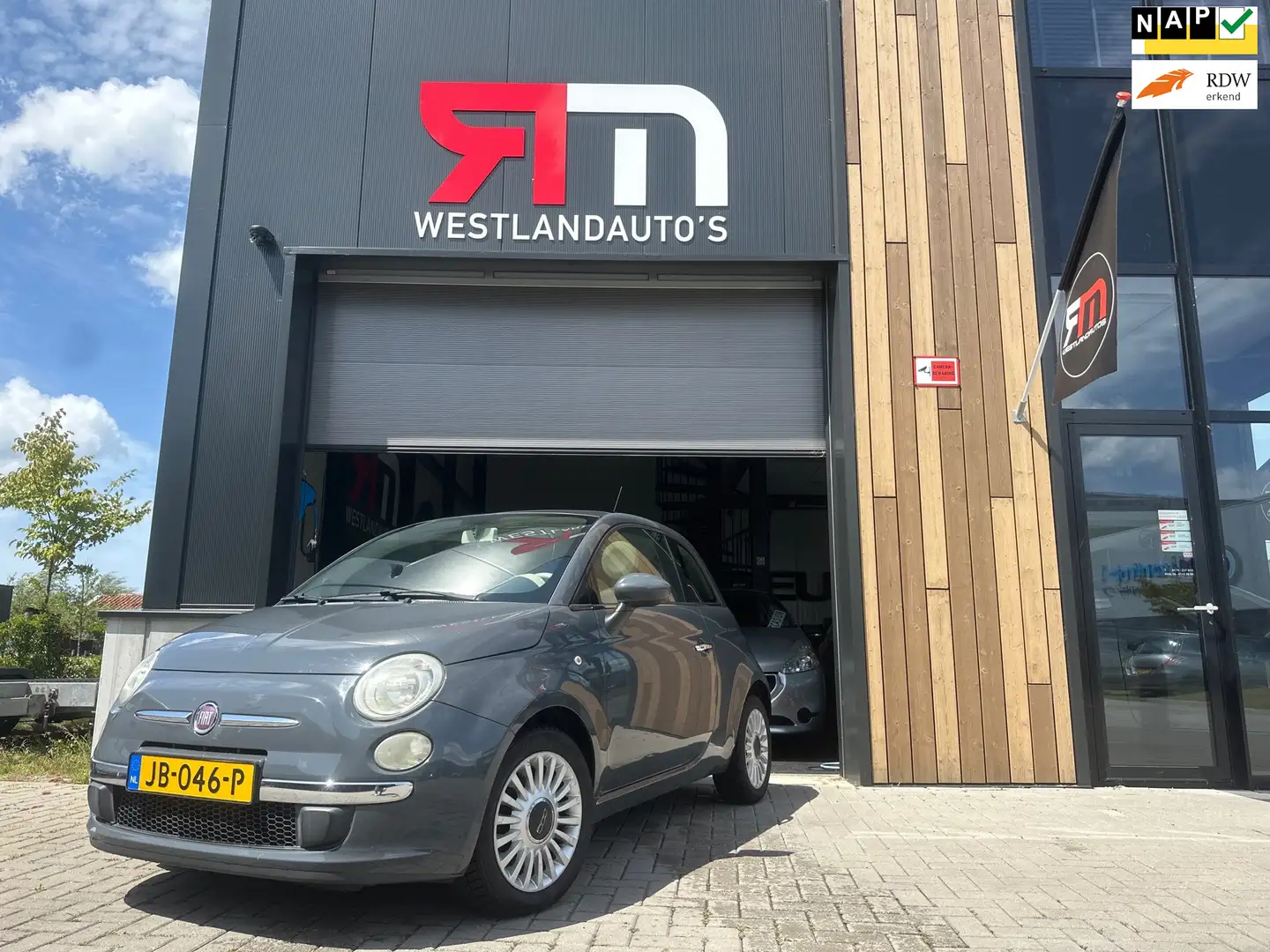 Fiat 500 1.2 Lounge/nardo-grey/airco/PANO/LM-velgen/2 sleut Gris - 1