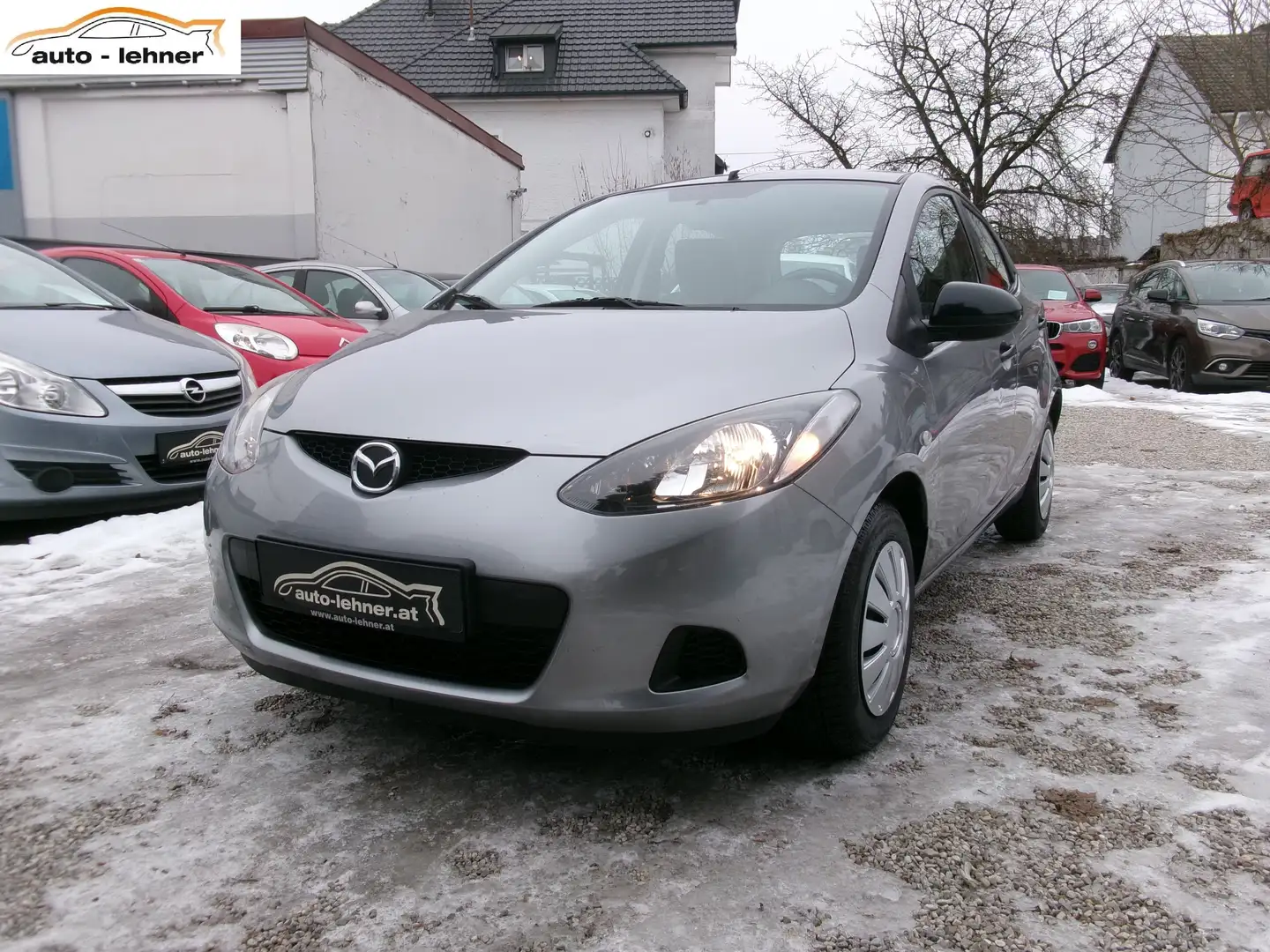 Mazda 2 Mazda 2 1,3i CE Plus CE Plus Grau - 1