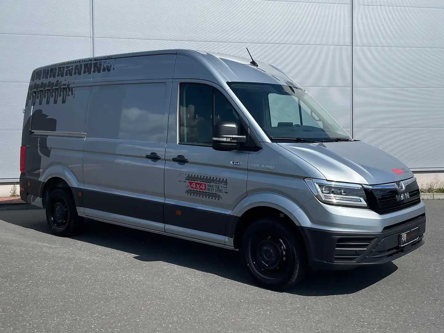 MAN TGE 3.180 L3H3 Kasten 4x4 ACC LED NAVI Silber - 2
