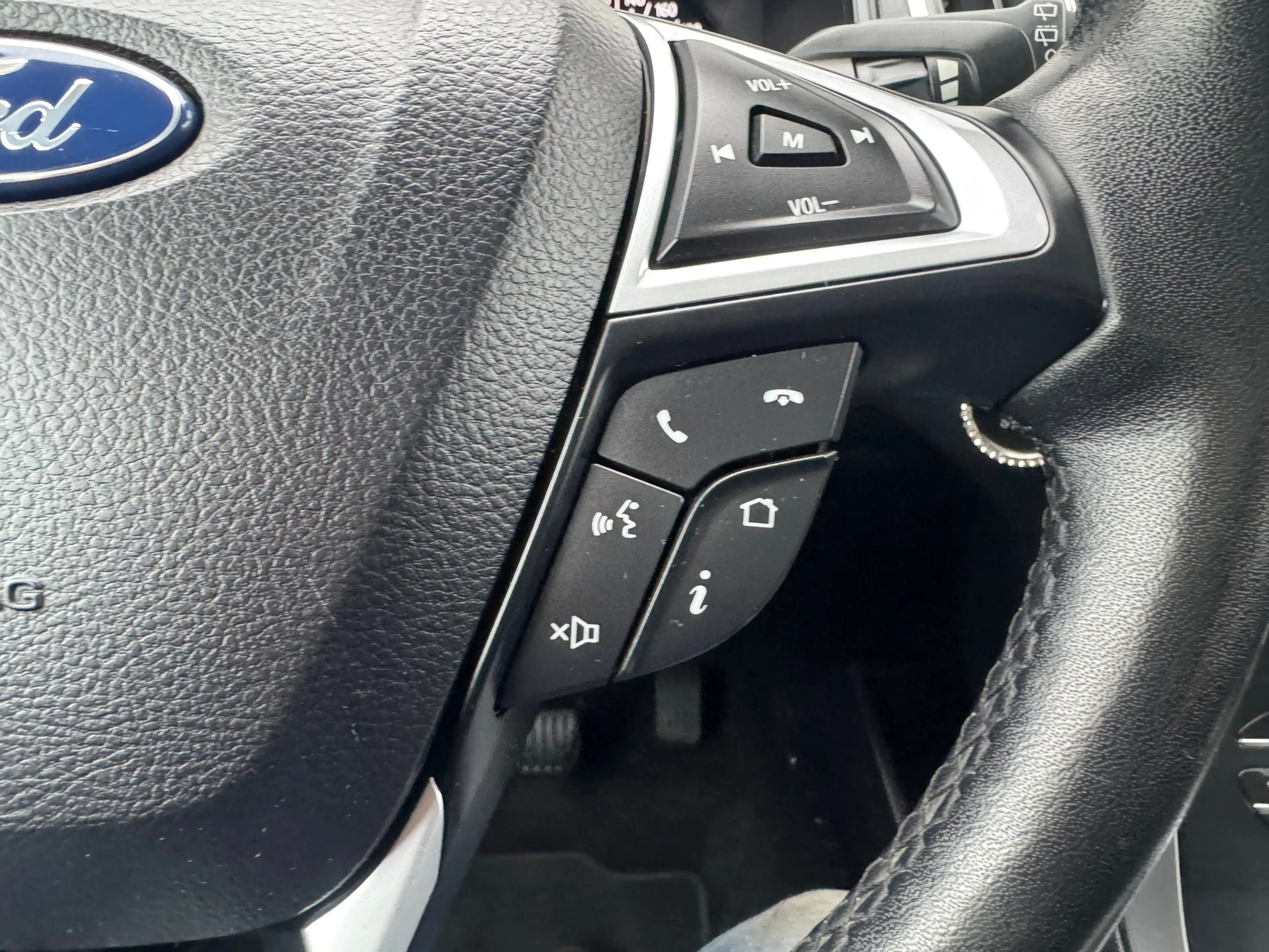 Ford S-Max 1.5 Titanium 7p. Airco,Stoelverwarming,Parksensore — photo 16