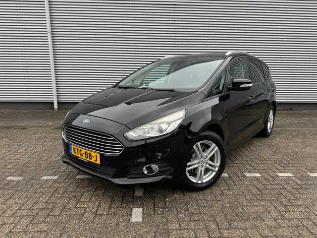 Ford S-Max 1.5 Titanium 7p. Airco,Stoelverwarming,Parksensore