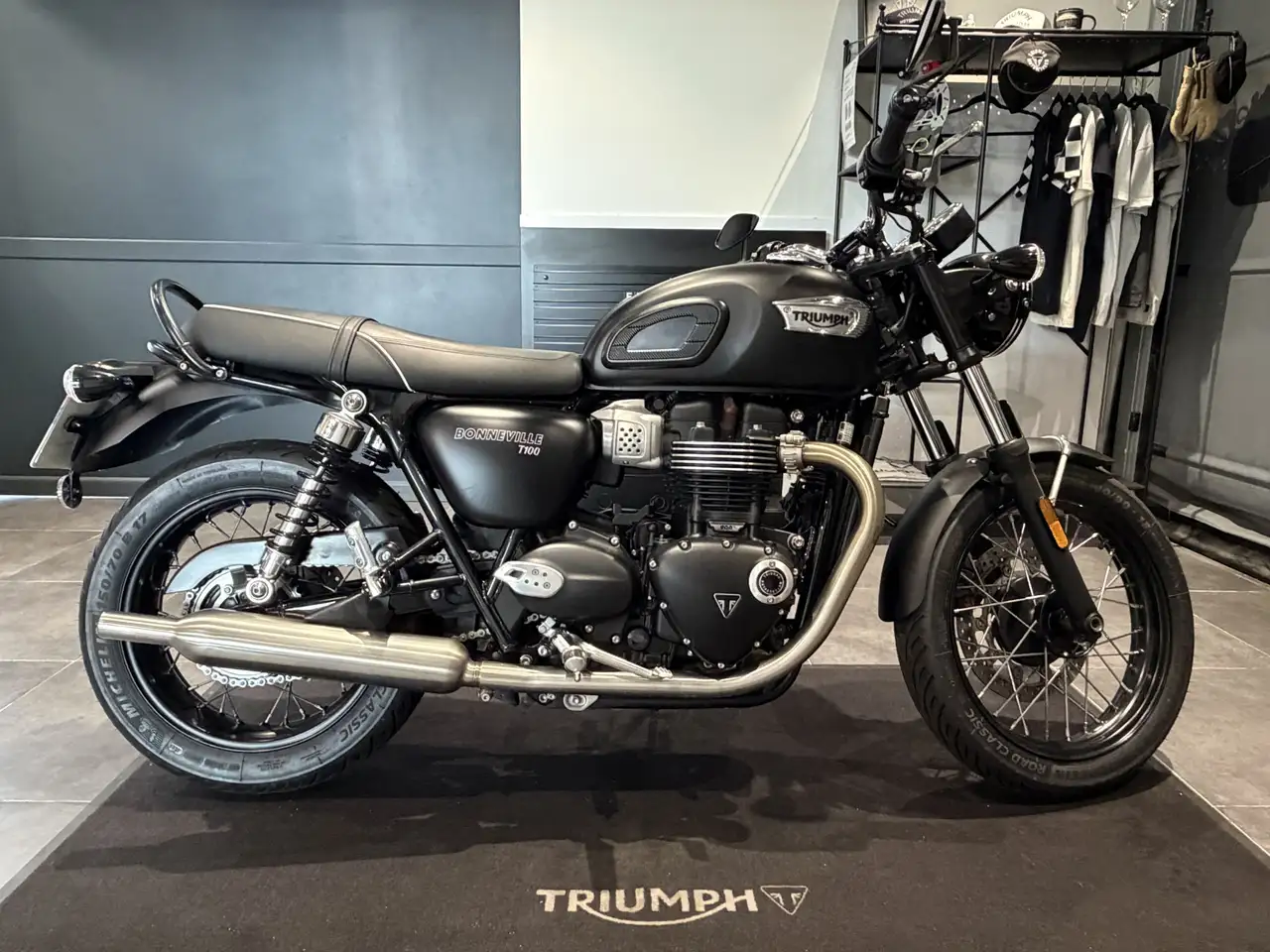 Triumph Bonneville T100