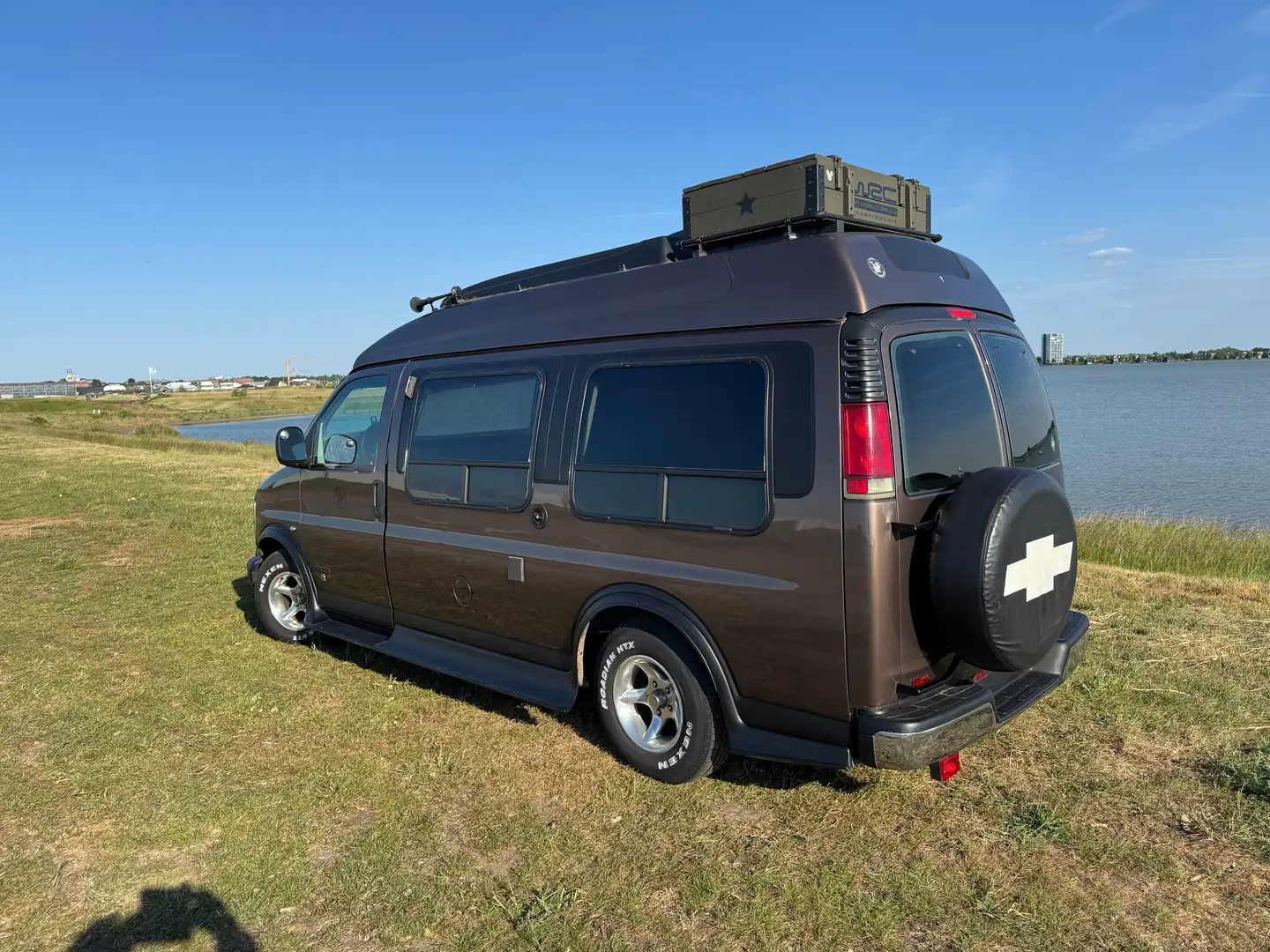 Chevrolet Express VAN 1500 CAMPER Bronze - 2