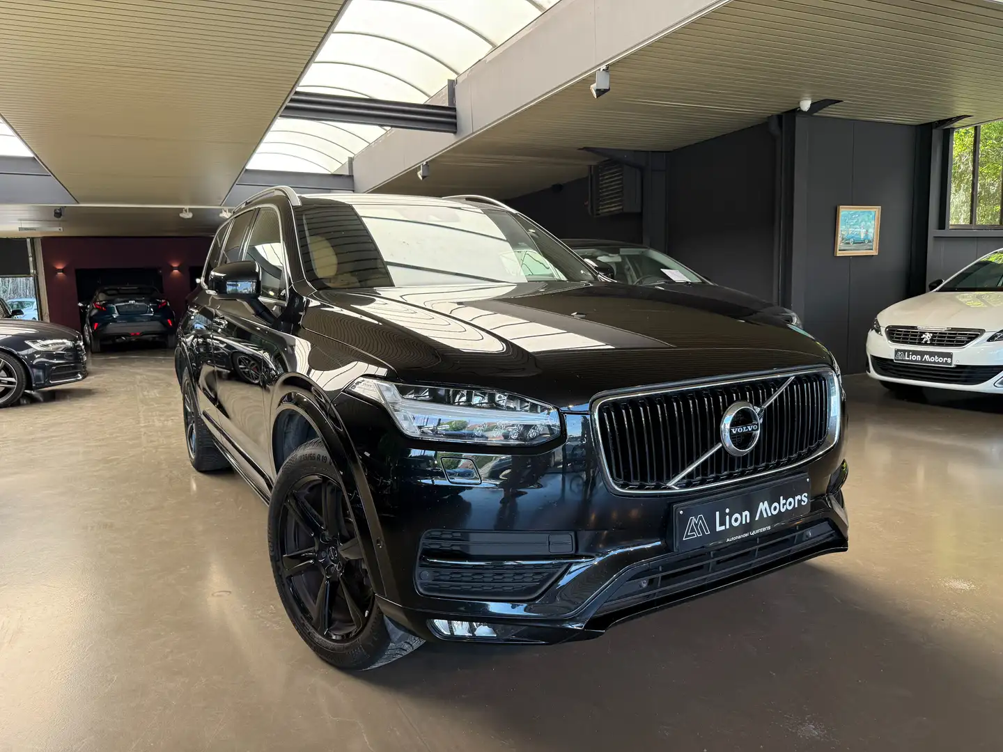 Volvo XC90 D5 AWD Geartronic * 7 Plaats*Leder*Navi*Camera - 1