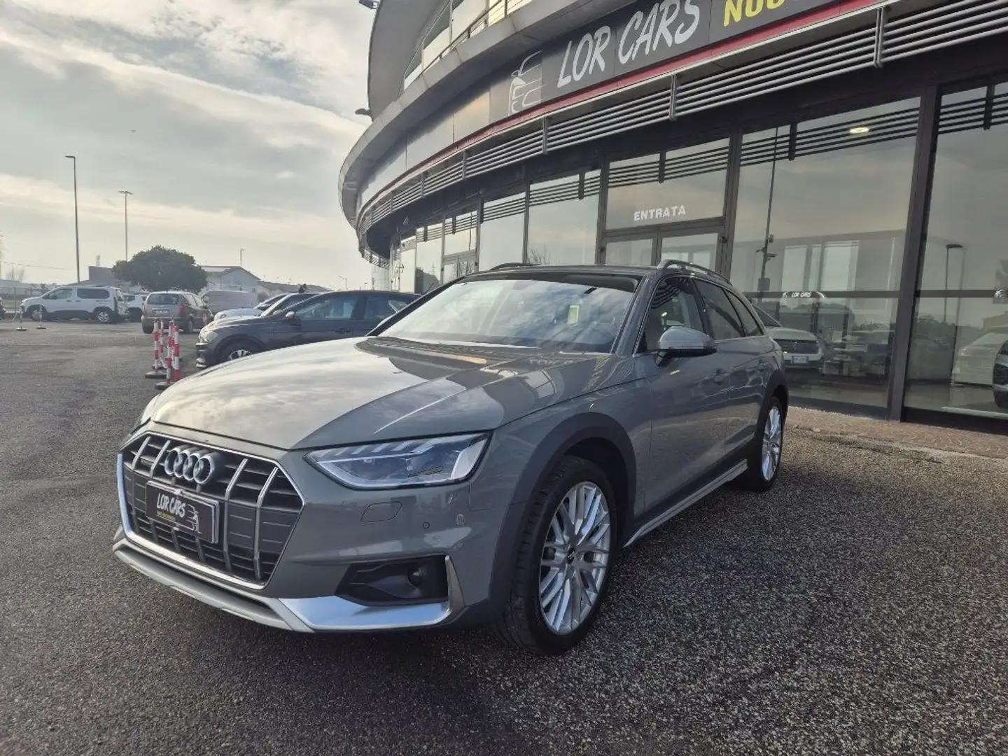 Audi A4 allroad 40 TDI 190 CV S tronic Business Evolution Grigio - 1