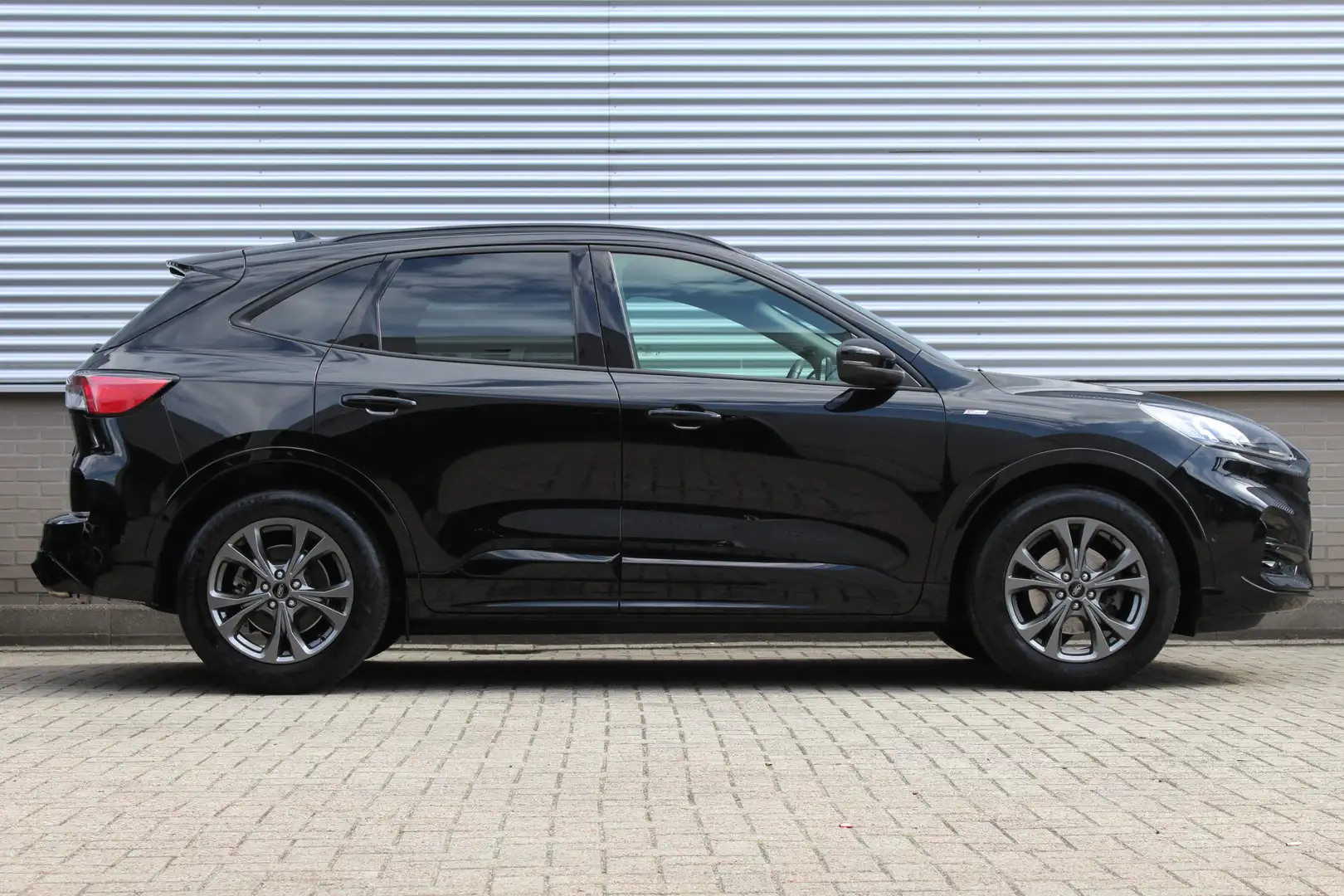 Ford Kuga 1.5 EcoBoost 150PK ST-Line X | Head-up | Navigatie Zwart - 2