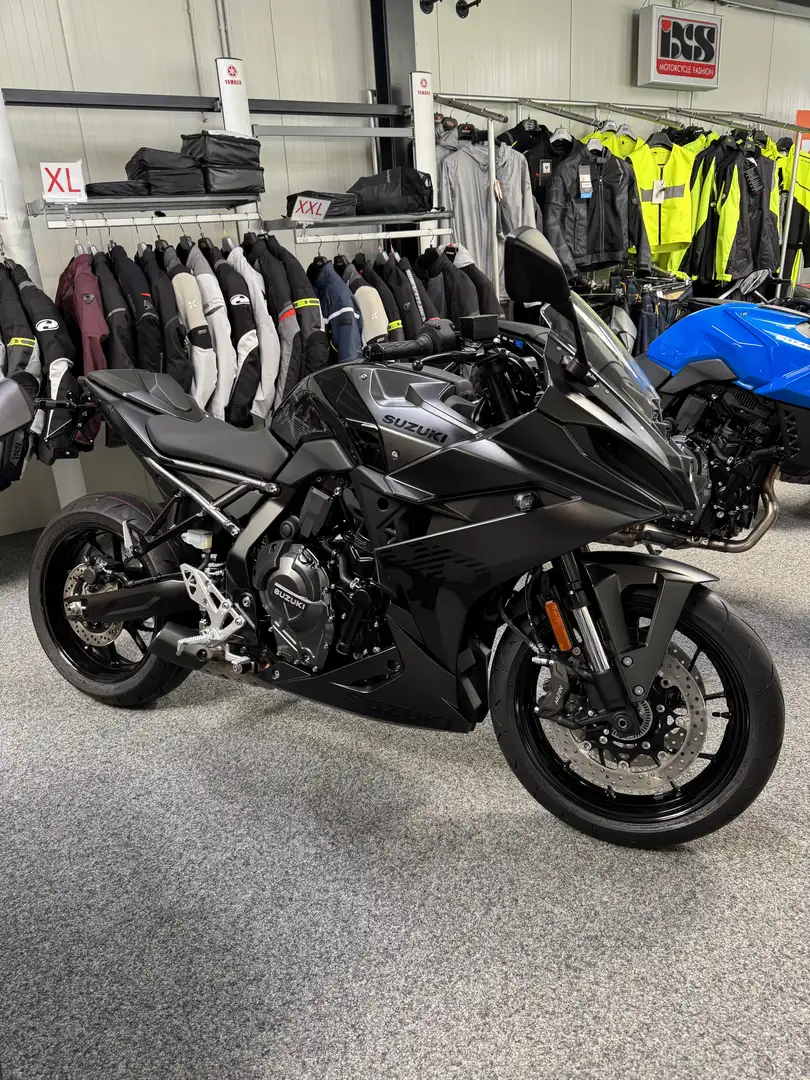 Suzuki GSX 8R Mit viel Zubehör und 830,-€ Preisvorteil Nero - 1
