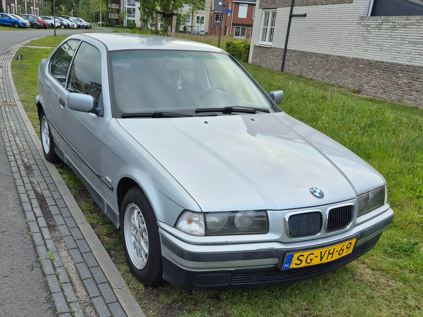 BMW 316 316i compact Grijs - 1