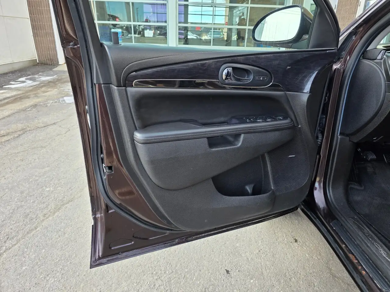 Buick Enclave photo Buick Enclave
