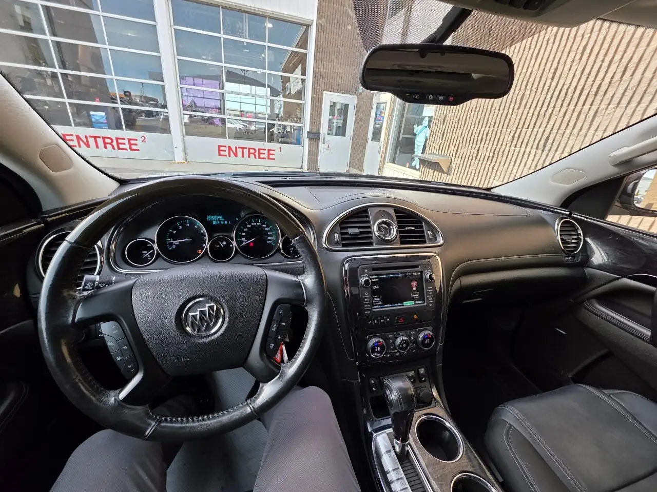 Buick Enclave photo Buick Enclave