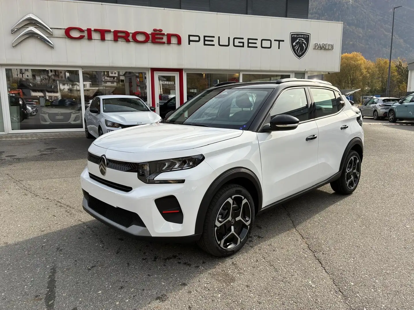 Citroen C3 C3 IV 2024 1.2 hybrid Plus 110cv edcs6 Bianco - 1