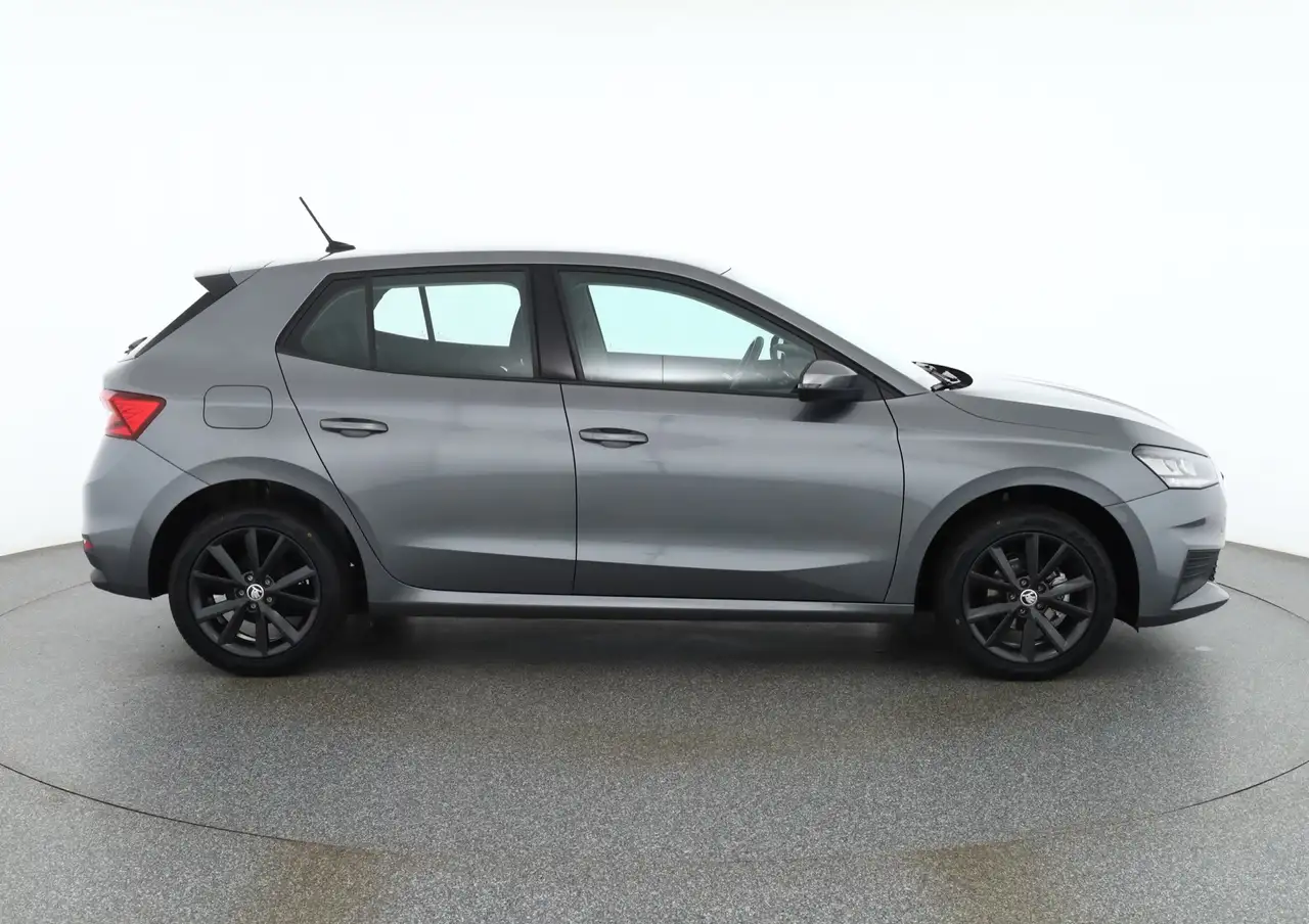 Skoda Fabia 1.0 MPI Ambition LED SmartLink Klimaaut., миниатюра 6
