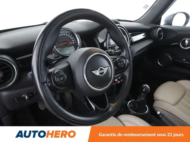 Mini Hatch view 11