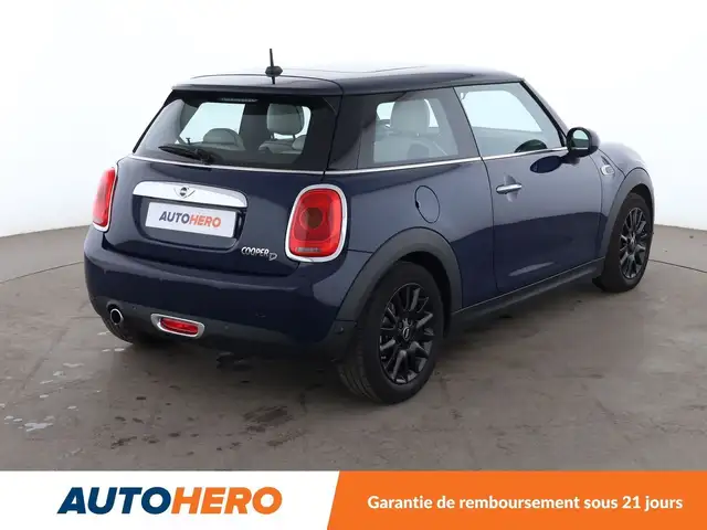 Mini Hatch view 6