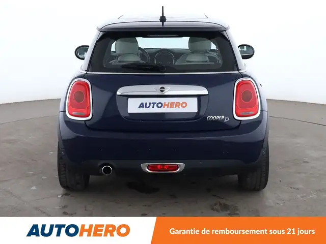 Mini Hatch view 5