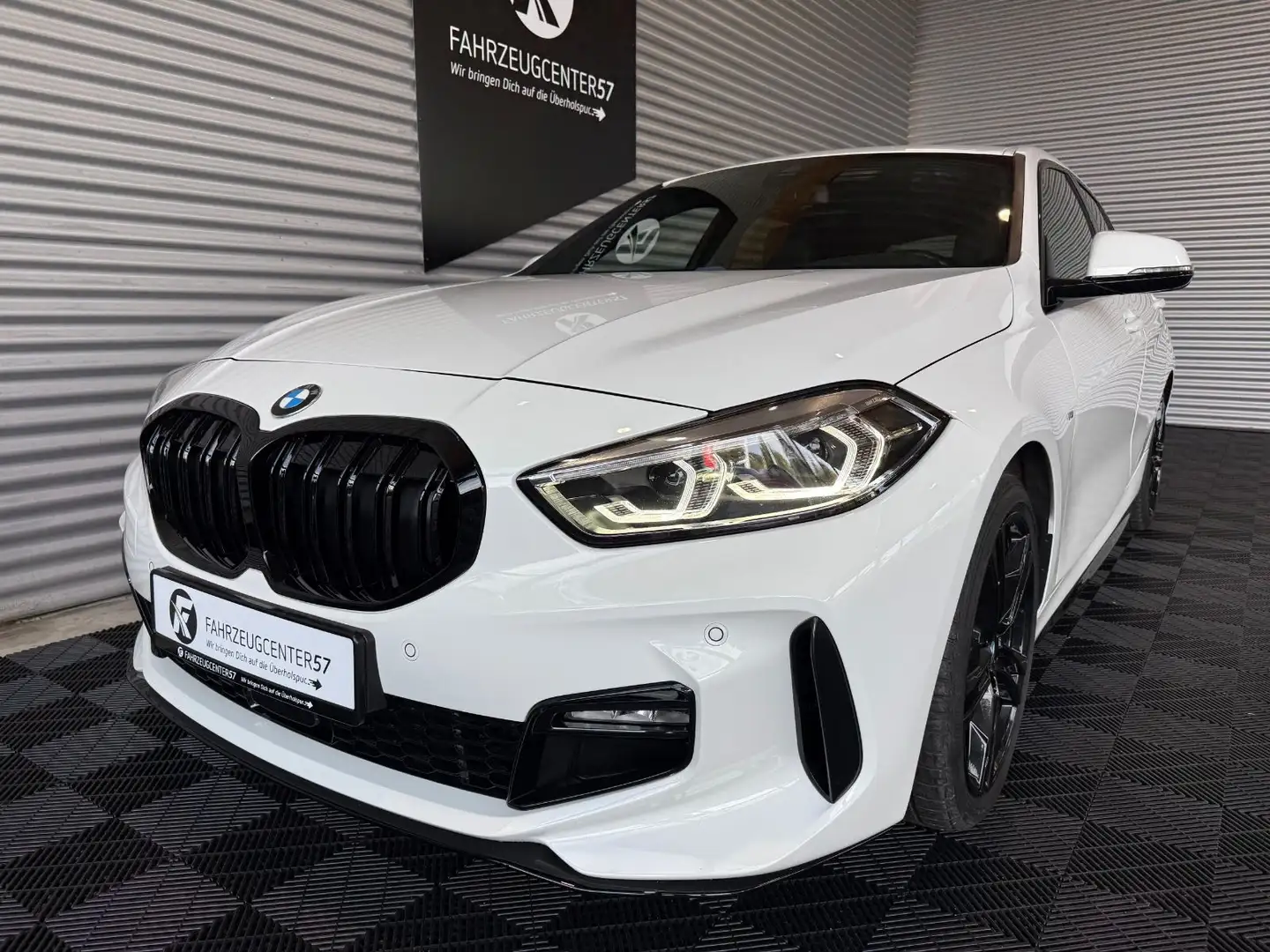 BMW 120 d xDrive M-PAKET/AHK/CARPLAY/DAB/PDC/HIFI Blanco - 2