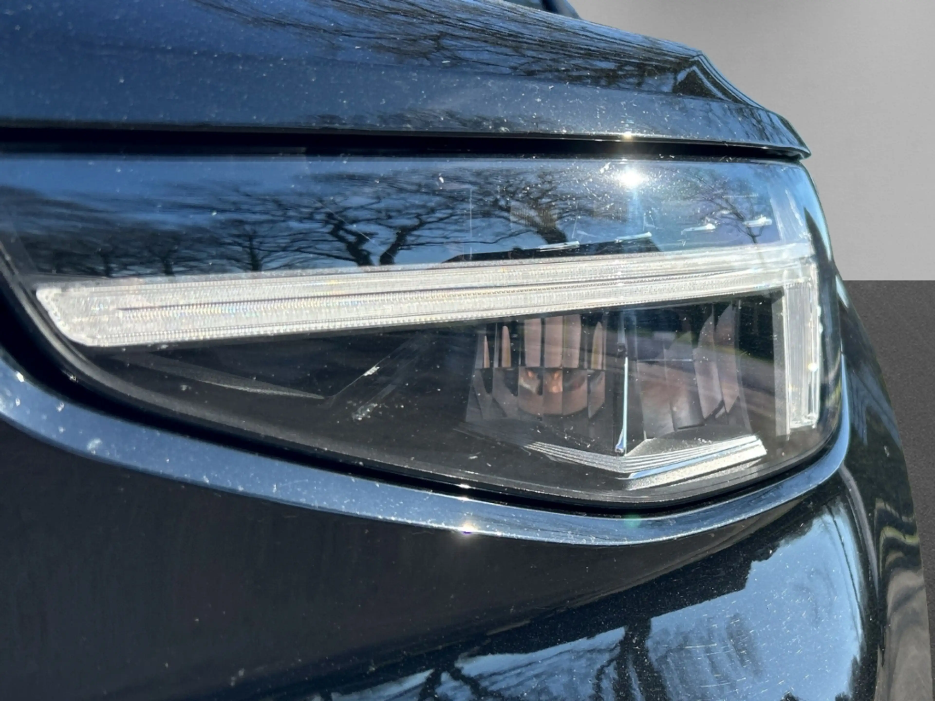Volvo C40 Single Motor Plus Recharge Pure Electric Winter-P — photo 8