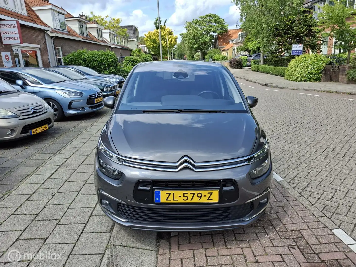 Citroen C4 SpaceTourer 1.2 PureTech Feel Gris - 2