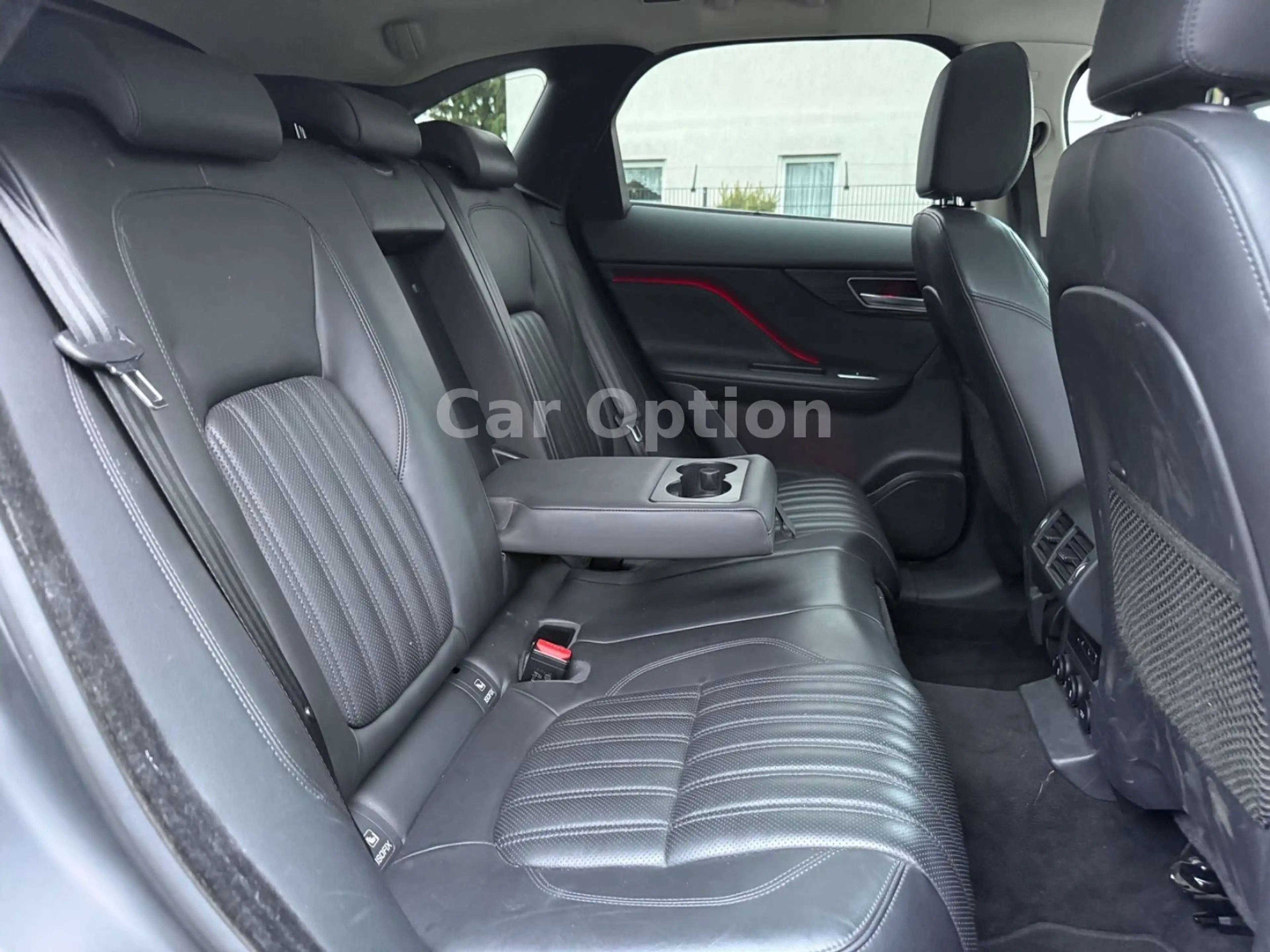 Jaguar F-Pace F-PACE Portfolio AWD/Steuerkette neu — photo 13
