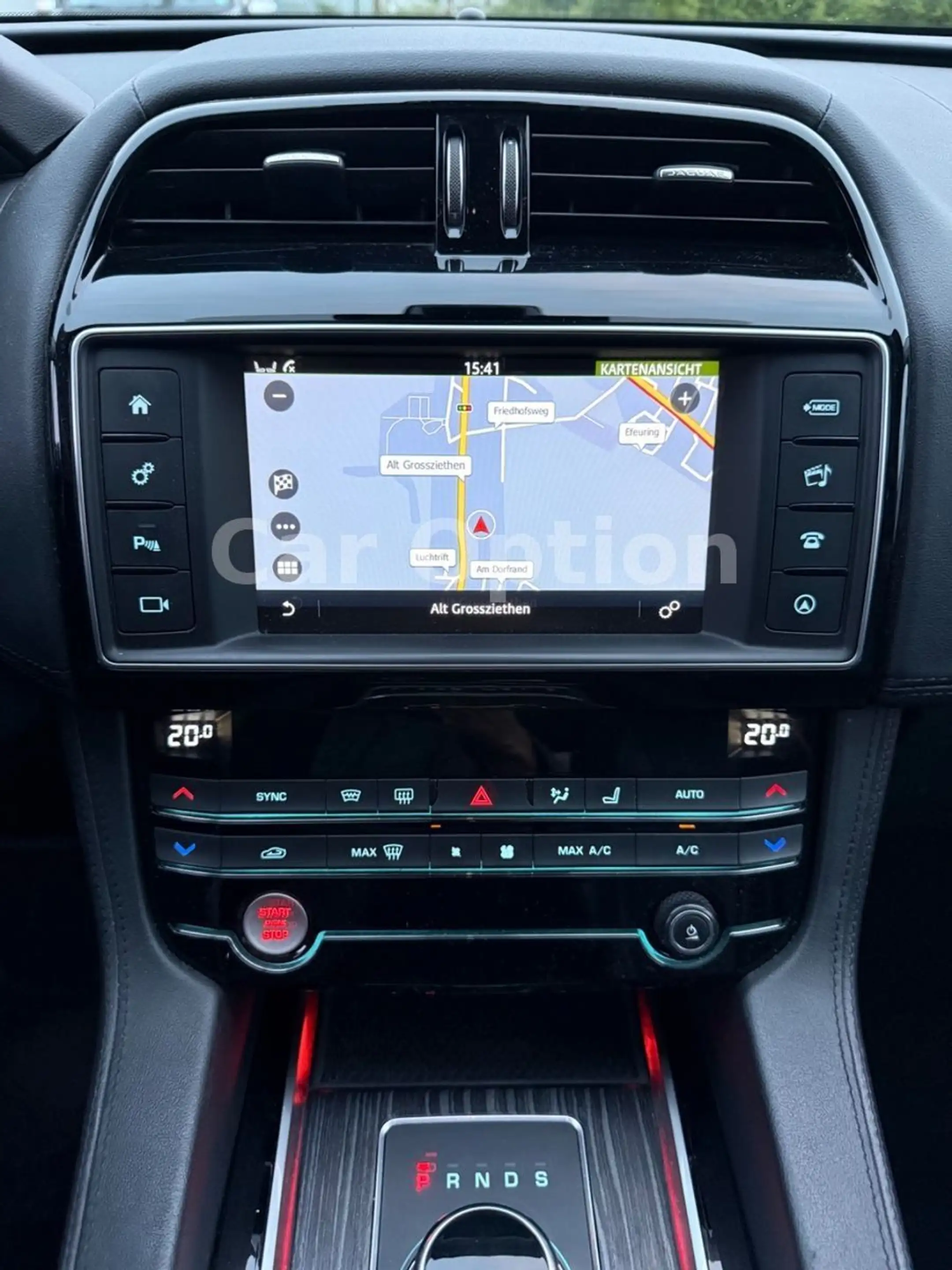 Jaguar F-Pace F-PACE Portfolio AWD/Steuerkette neu — photo 12