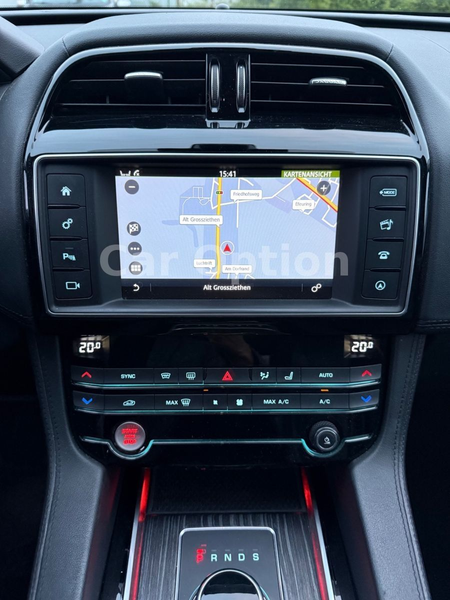 Jaguar F-Pace F-PACE Portfolio AWD/Steuerkette neu — photo 12