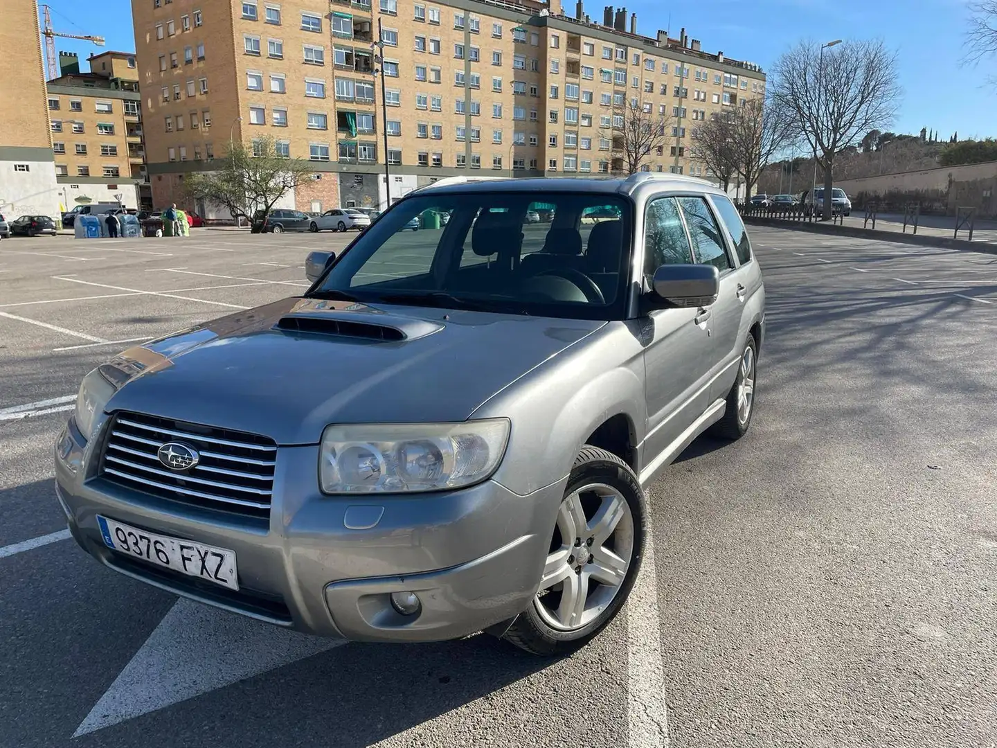 Subaru Forester 2.5 XT Plateado - 1