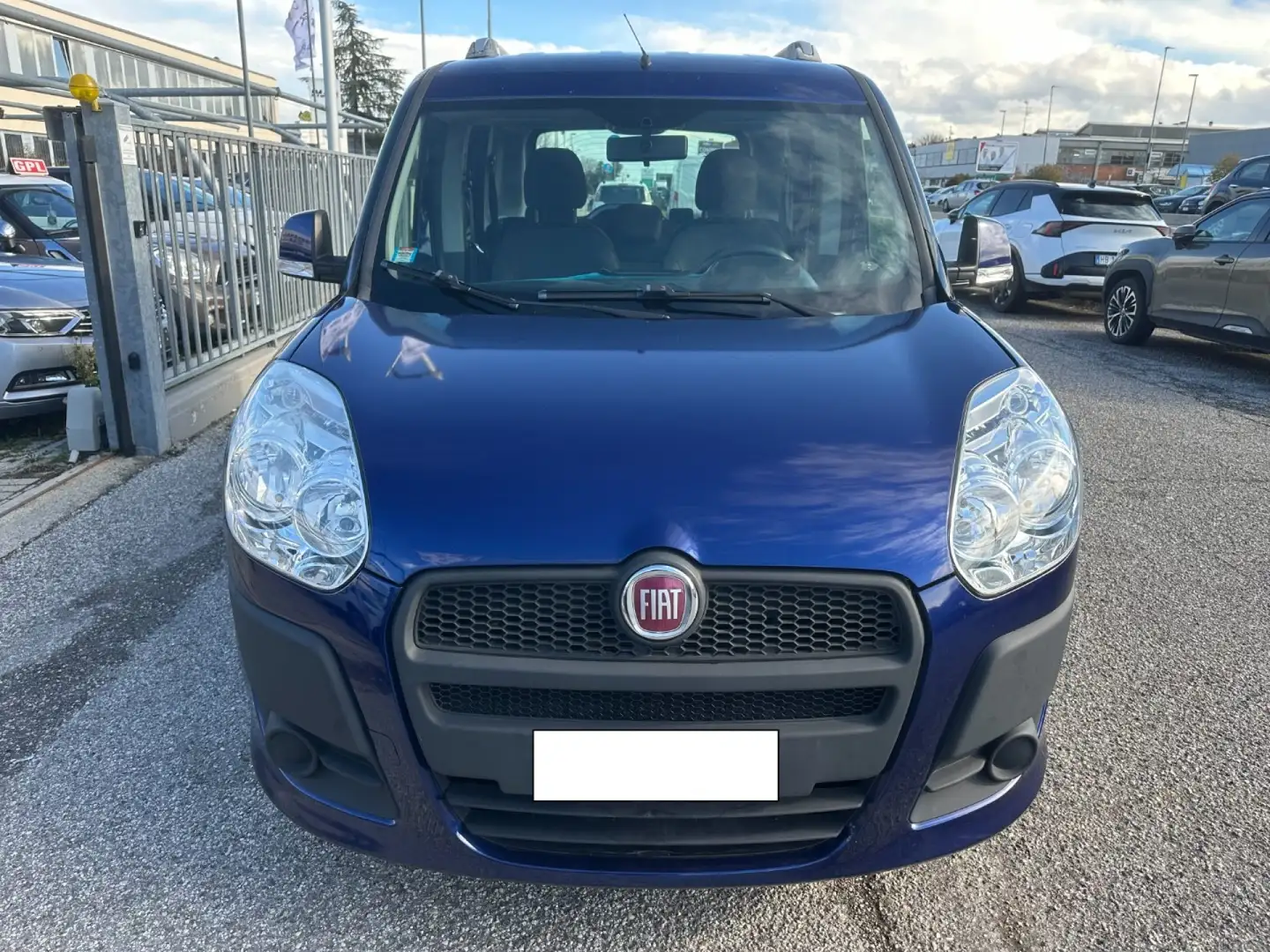 Fiat Doblo 1.4 GPL 95CV Blau - 2