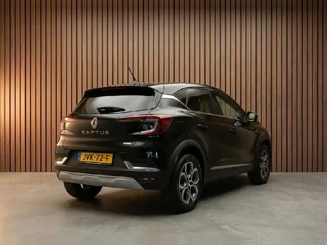 Renault Captur view 2