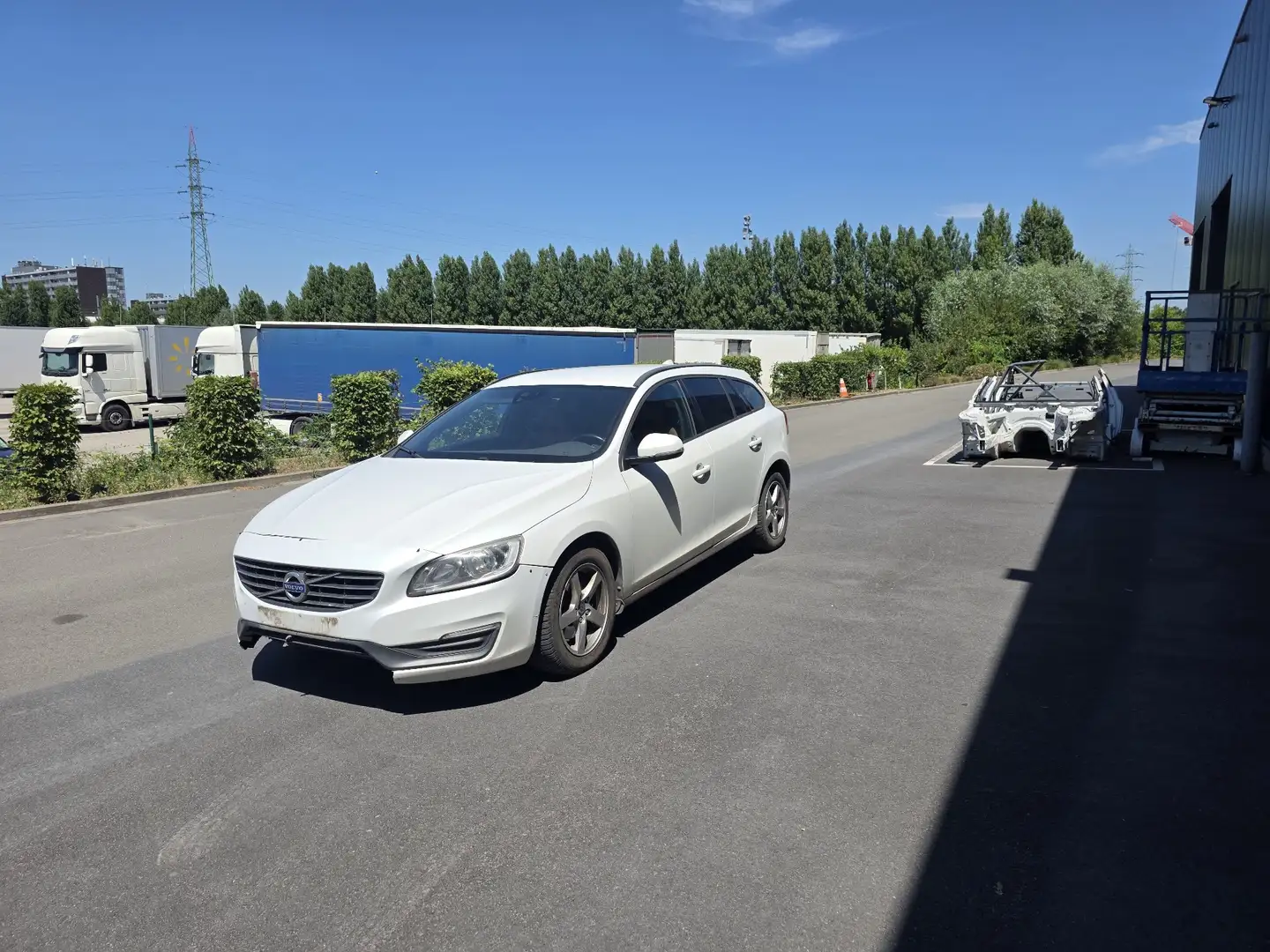 Volvo V60 2.4 D4 4WD Ocean Race Geartronic - 1