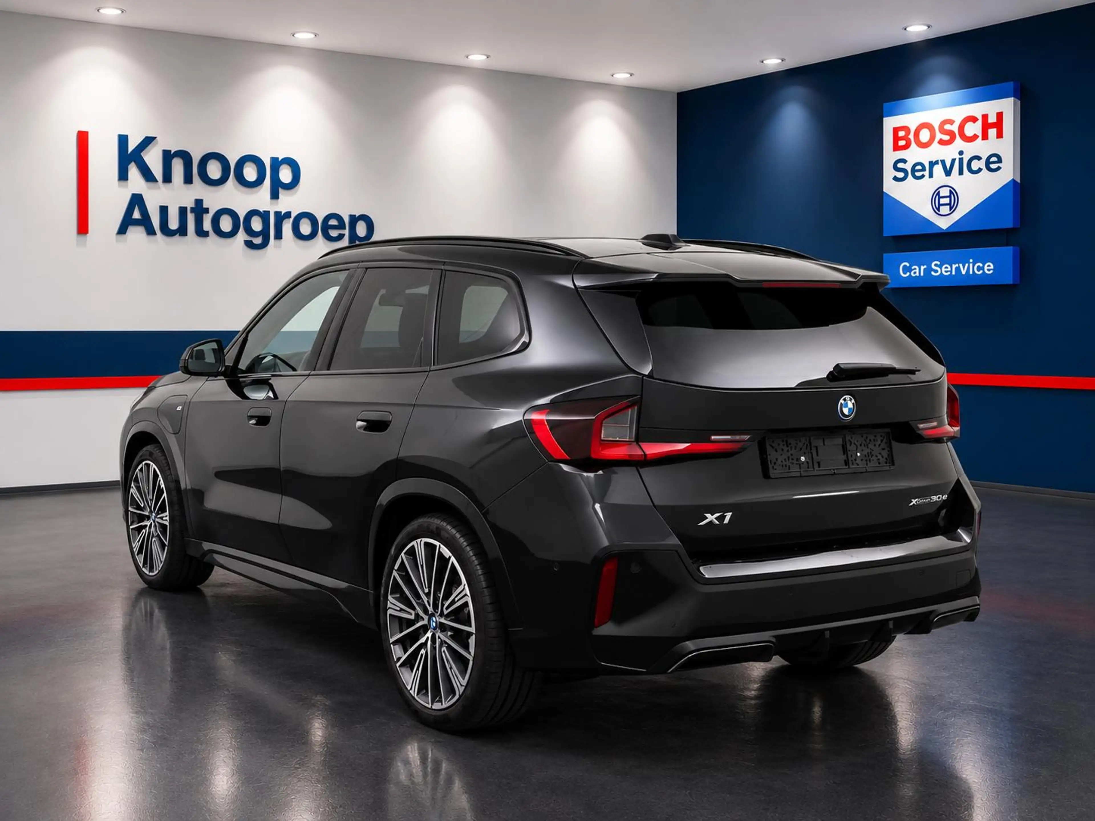 BMW X1 xDrive30e | M Sport | Alcantara/Leer | Pano | Adap — photo 2